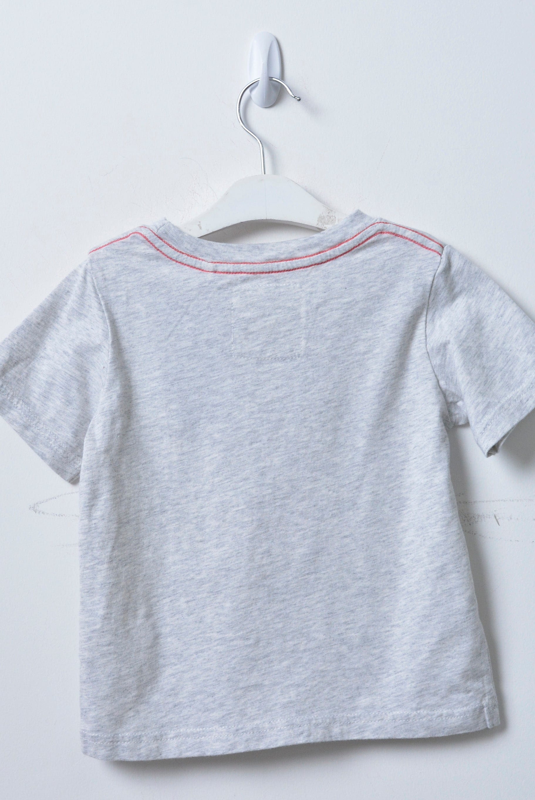 جينجرسنابس تي شيرت ولادي للرضع بطبعة فرينش فرايز رمادي فاتح