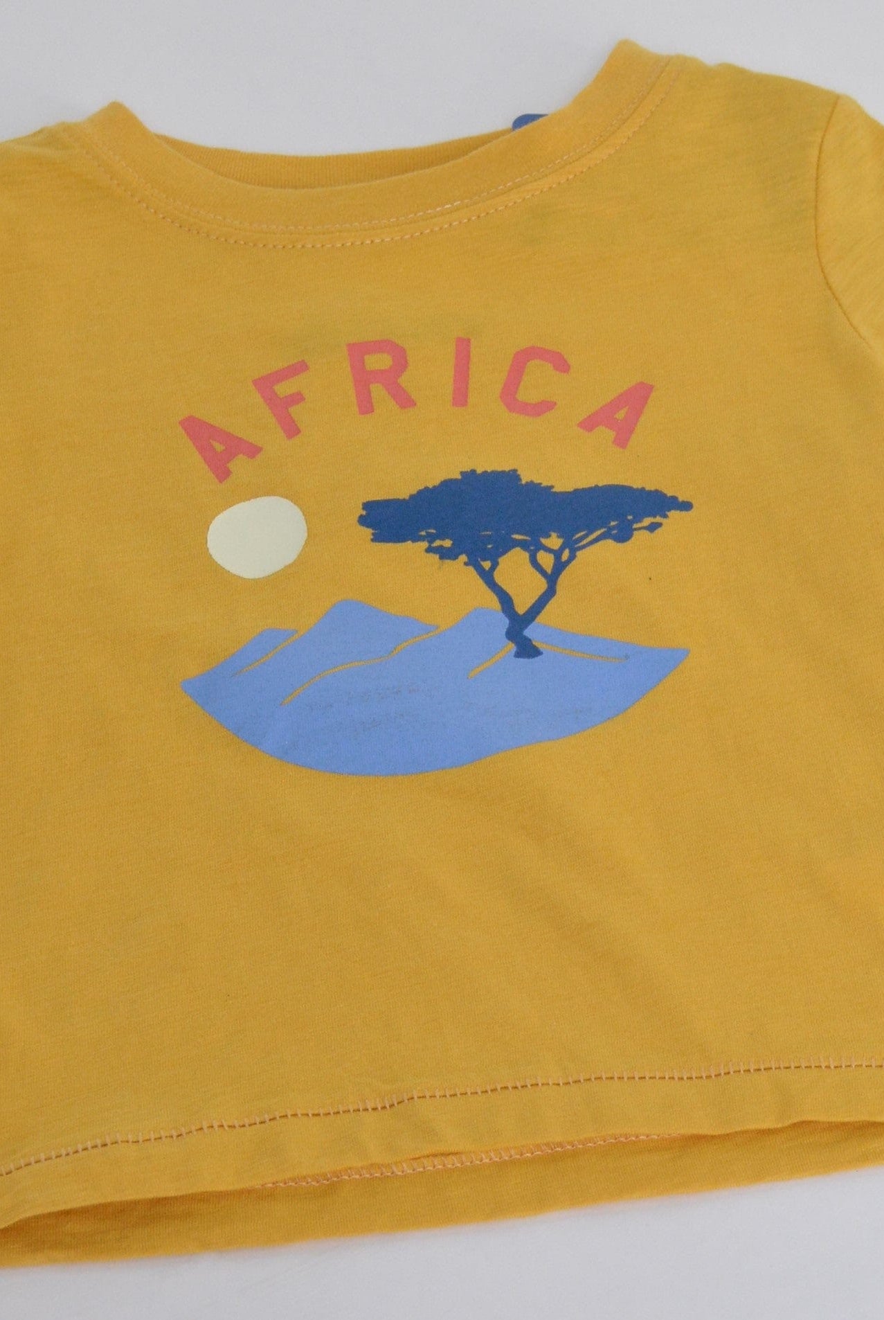 جينجرسنابس تي شيرت ولادي للرضع بطبعة منظر طبيعي أوكر أصفر