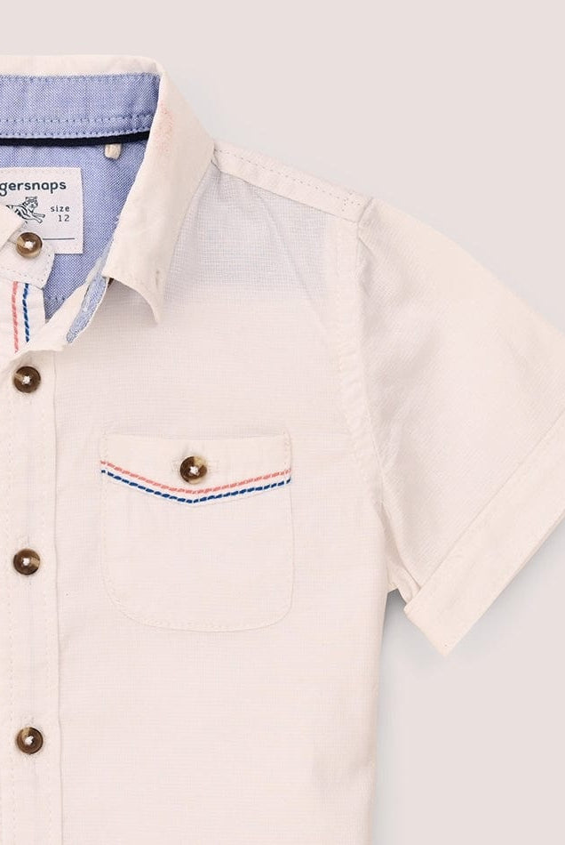 جينجرسنابس قميص بيبي ولادي سادة بجيب مطرز على الصدر أبيض