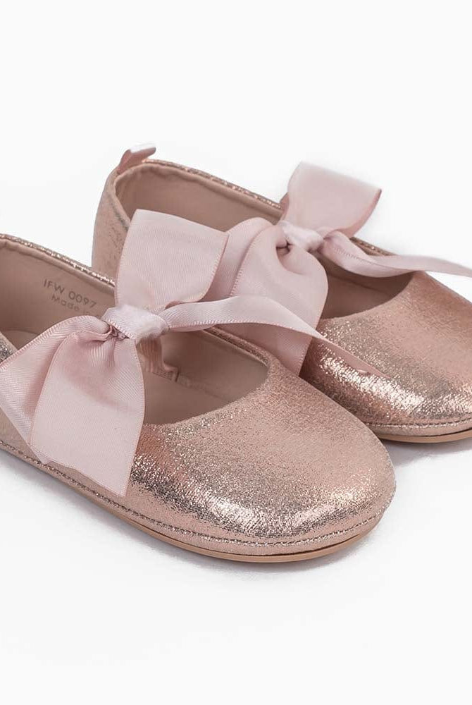 جينجرسنابس حذاء بناتي رضع بفيونكة وردي