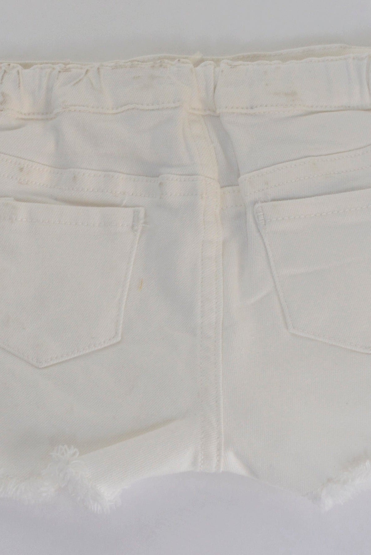 جينجرسنابس شورت بناتي للرضع سادة بجيوب من الخلف أوف وايت