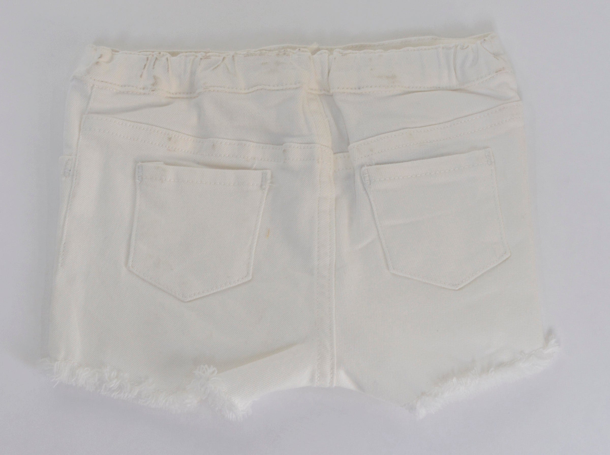 جينجرسنابس شورت بناتي للرضع سادة بجيوب من الخلف أوف وايت