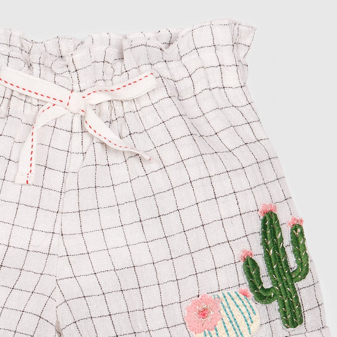 جينجرسنابس شورت كاروهات مطرز بخيوط رضع بناتي أوف وايت