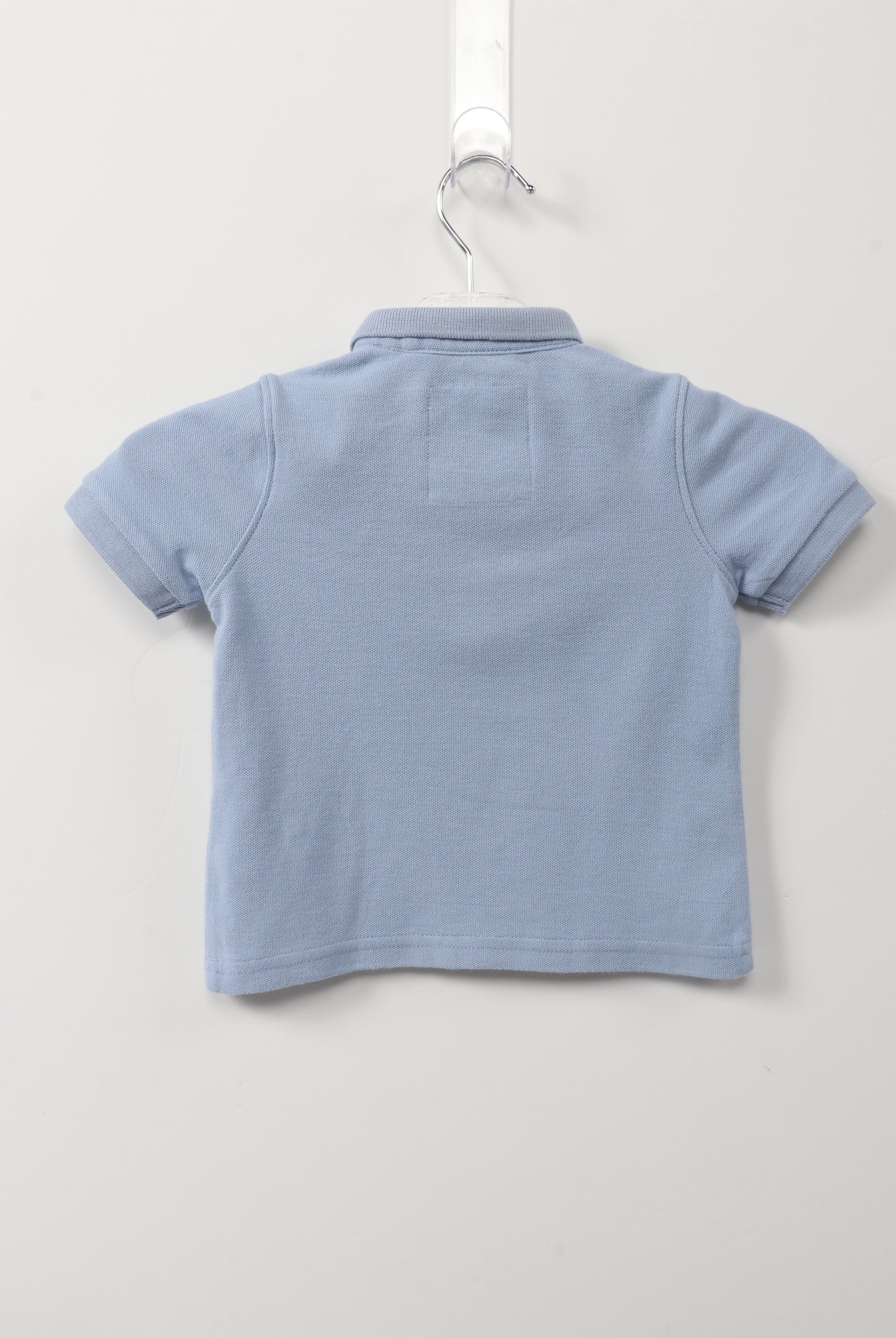 جينجرسنابس تيشيرت بولو أولادي سادة بنقشة تايجر علي الصدر أزرق