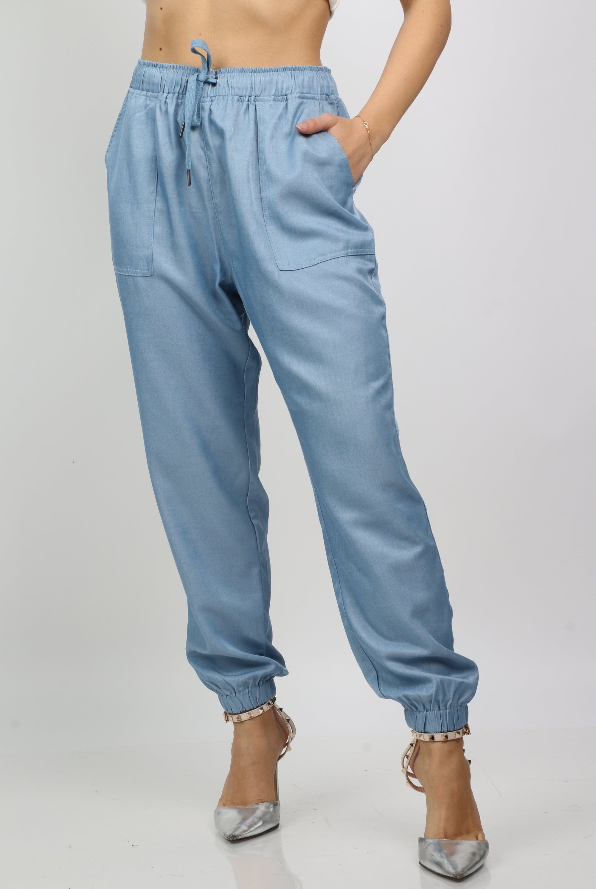 نتشي بنطلون طويل بحلقات من اسفل وخصر مكشكش طويل نسائي