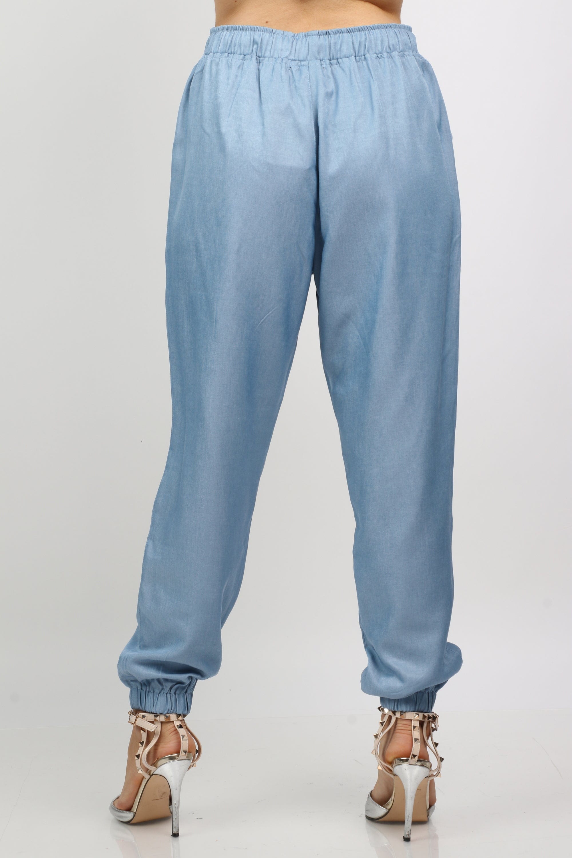 نتشي بنطلون طويل بحلقات من اسفل وخصر مكشكش طويل نسائي