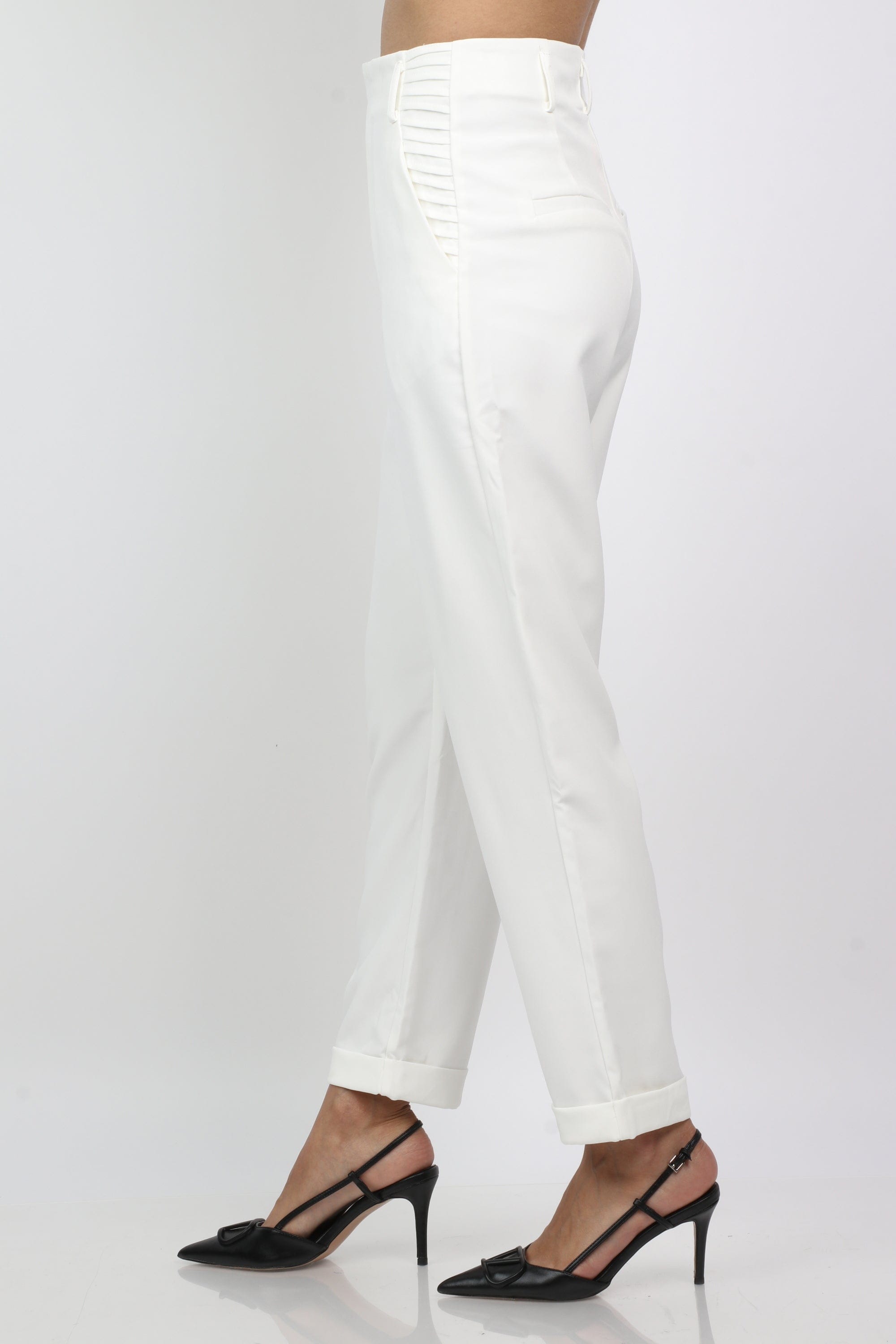 ูุชุดู ุจูุทููู ููุงุณูู ูุงู ููุณุช ุทููู ูุณุงุฆู