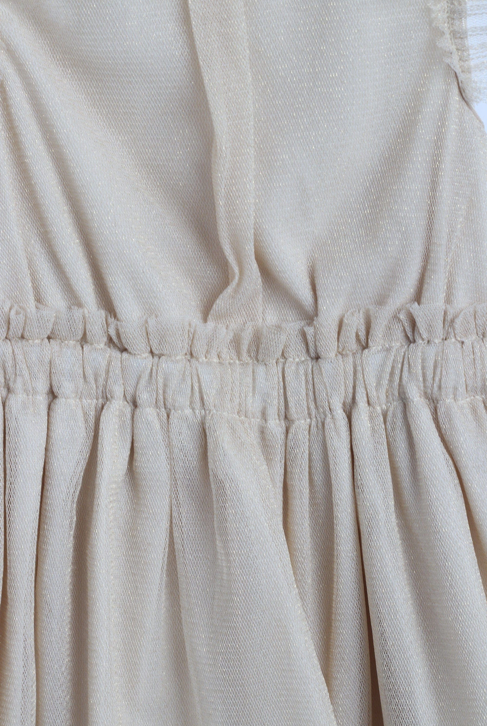 جينجرسنابس فستان بناتي سادة مخصر كم مكشكش كريمي