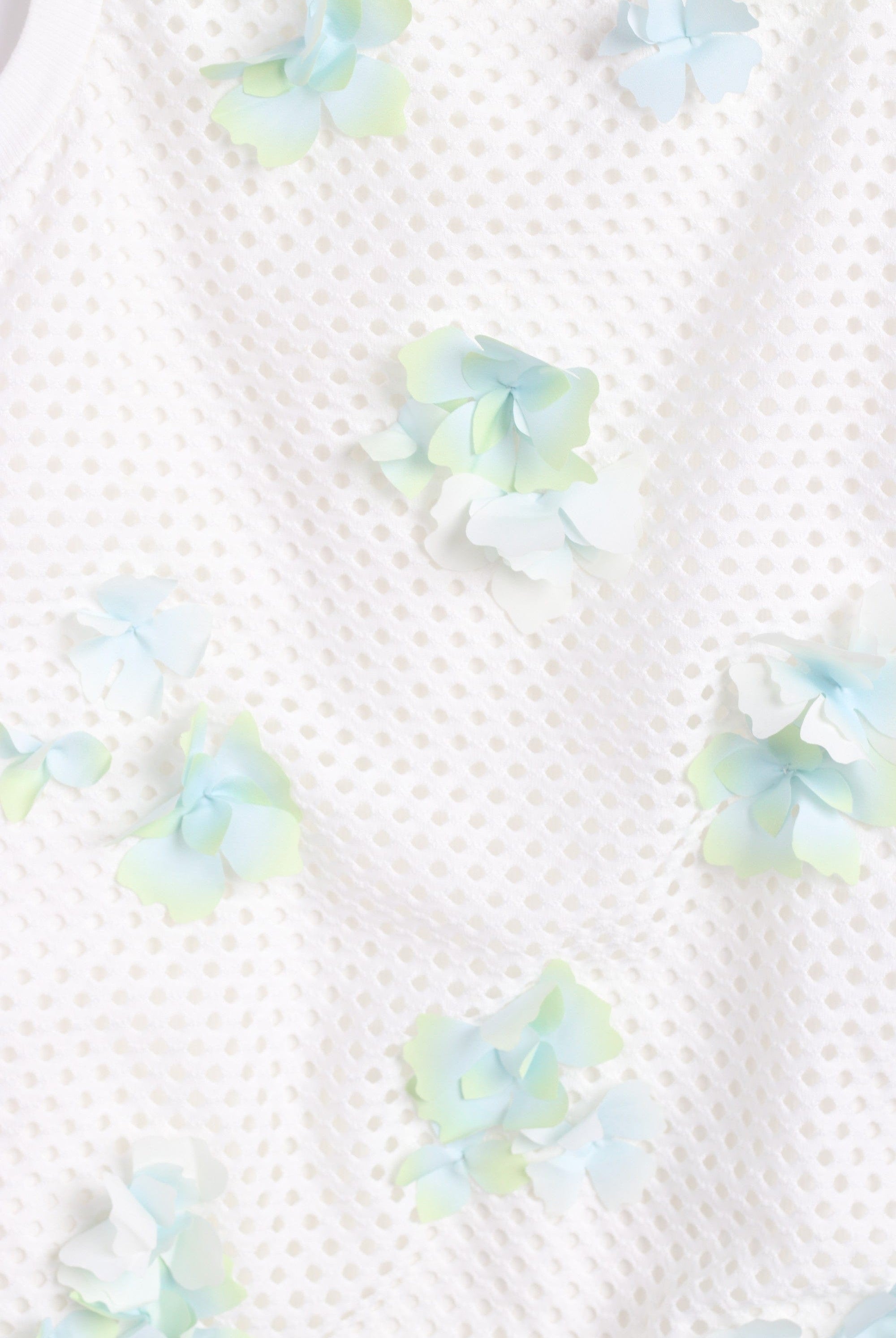 جينجرسنابس فستان بناتي مخرم مزين بالورود أوف وايت