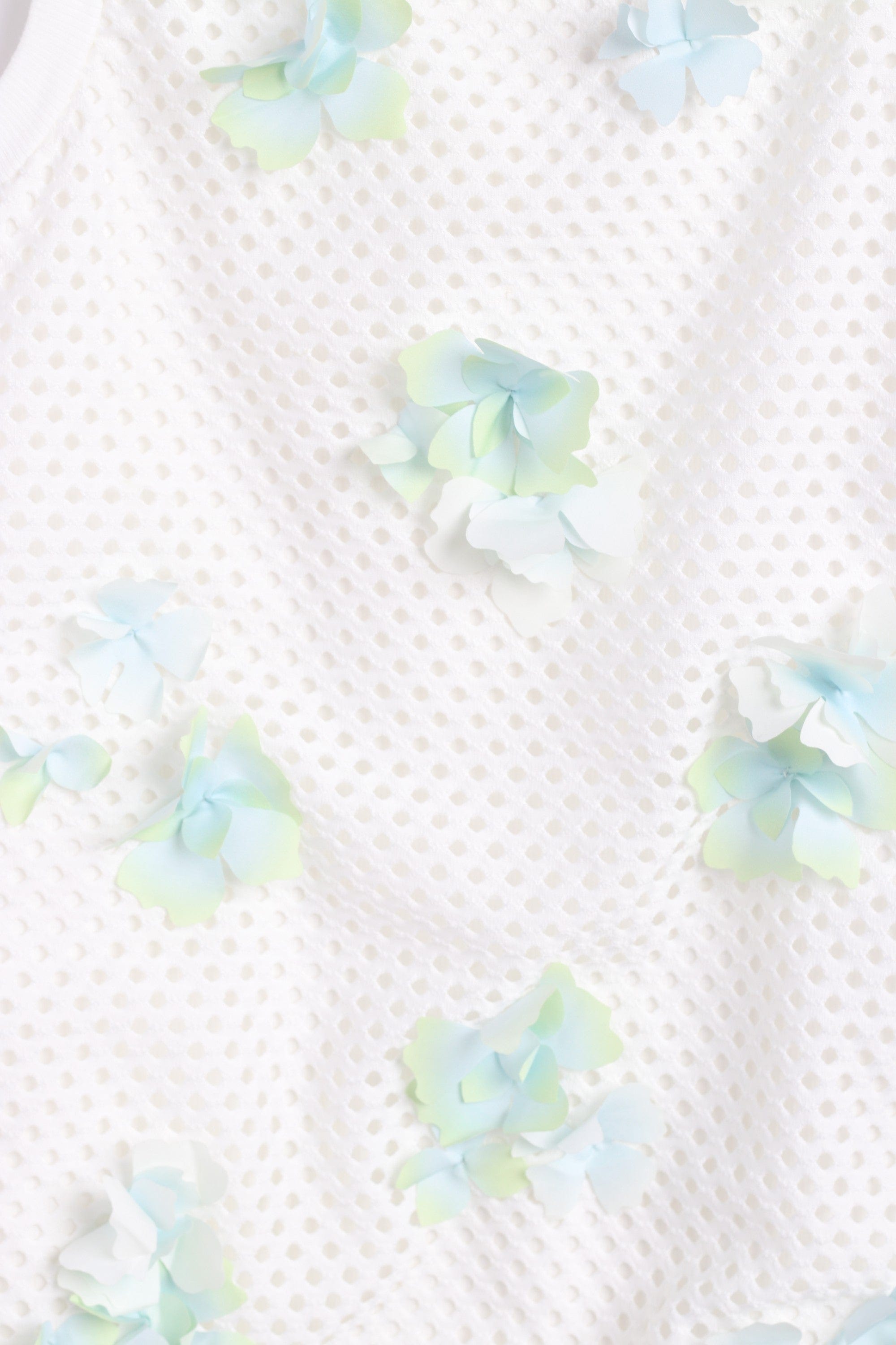 جينجرسنابس فستان بناتي مخرم مزين بالورود أوف وايت