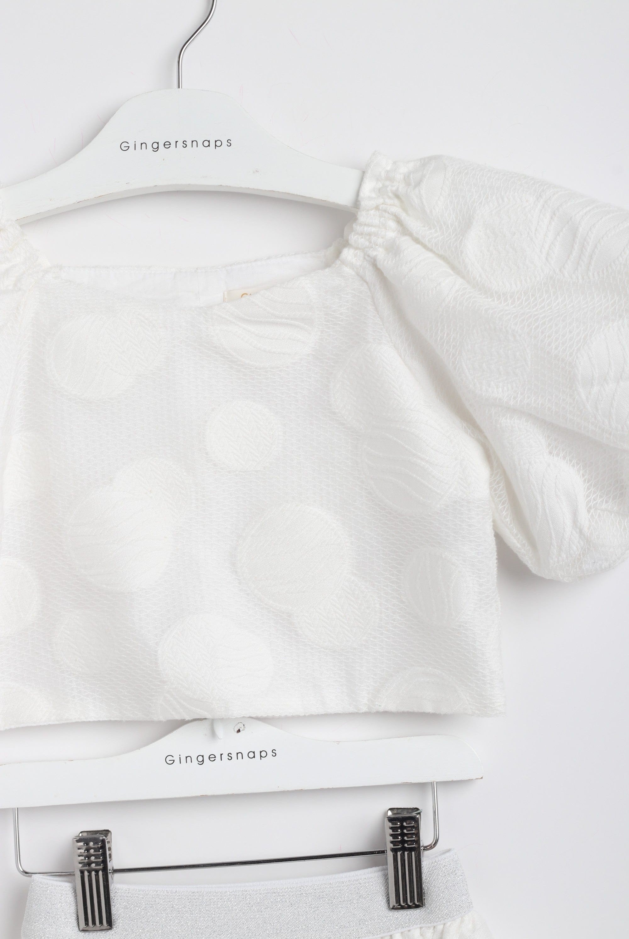 جينجرسنابس طقم بناتي منقوش تنورة وبلوزة أوف وايت