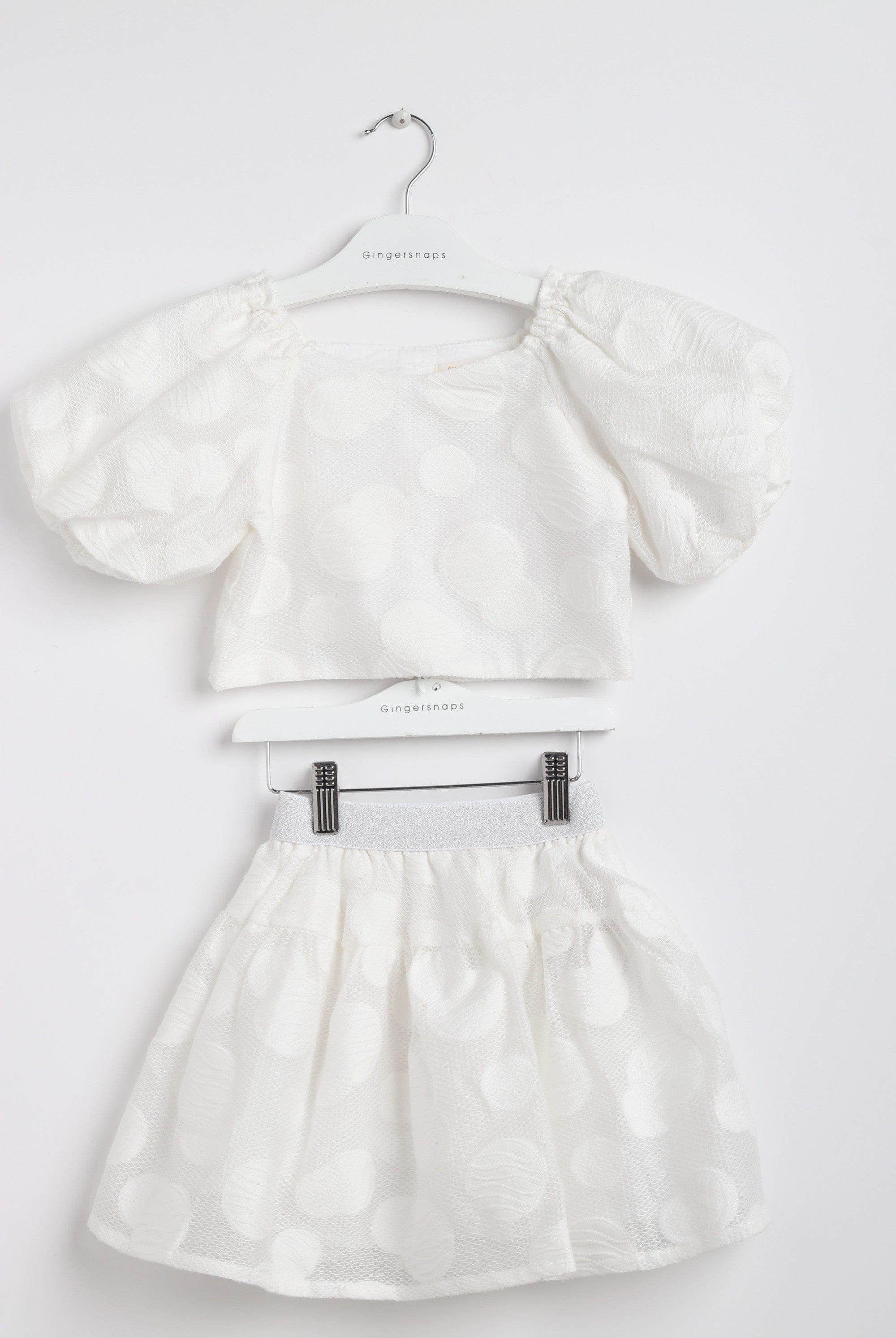 جينجرسنابس طقم بناتي منقوش تنورة وبلوزة أوف وايت