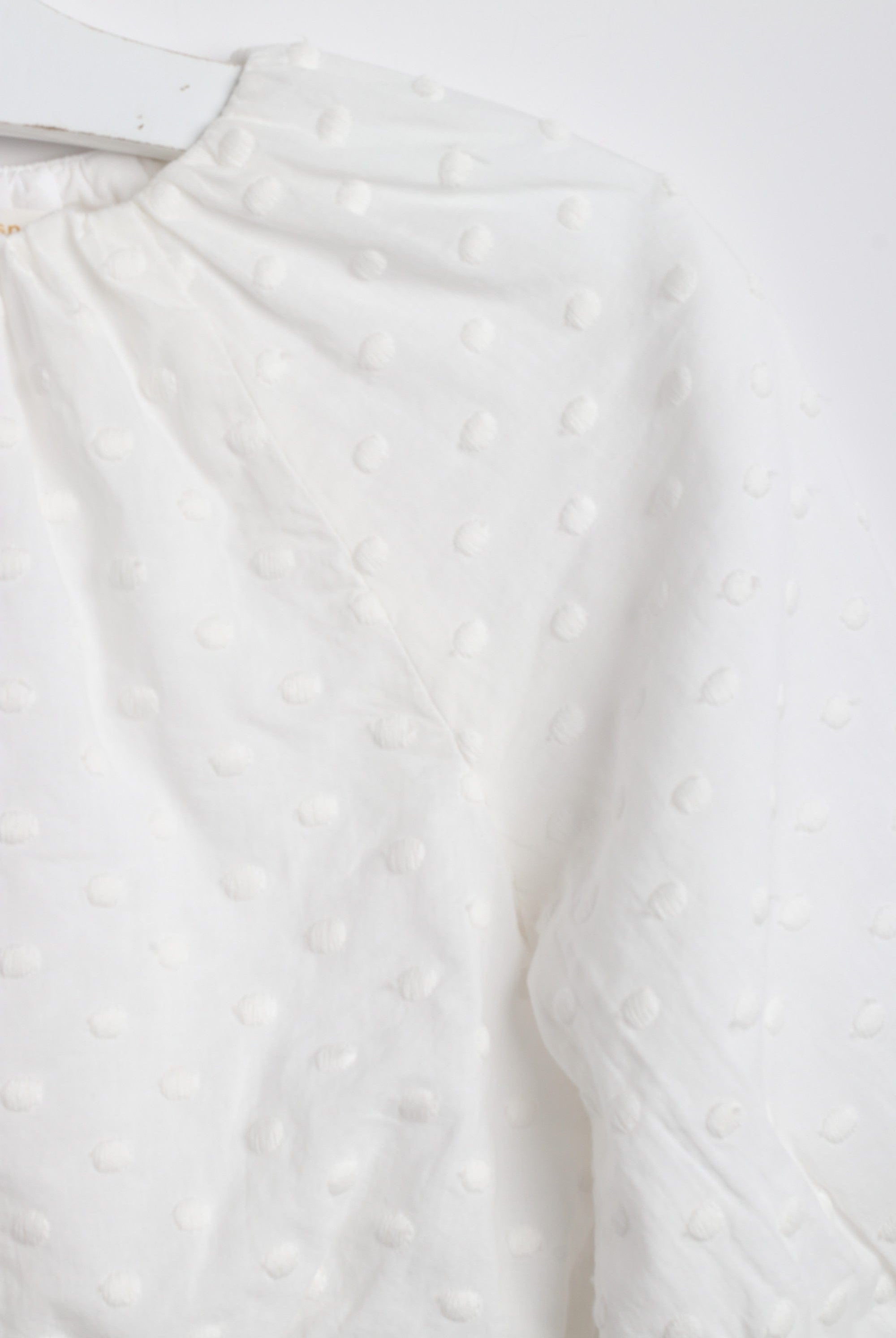 جينجرسنابس طقم بناتي شورت سادة مزين بالخيوط وبلوزة أوف وايت