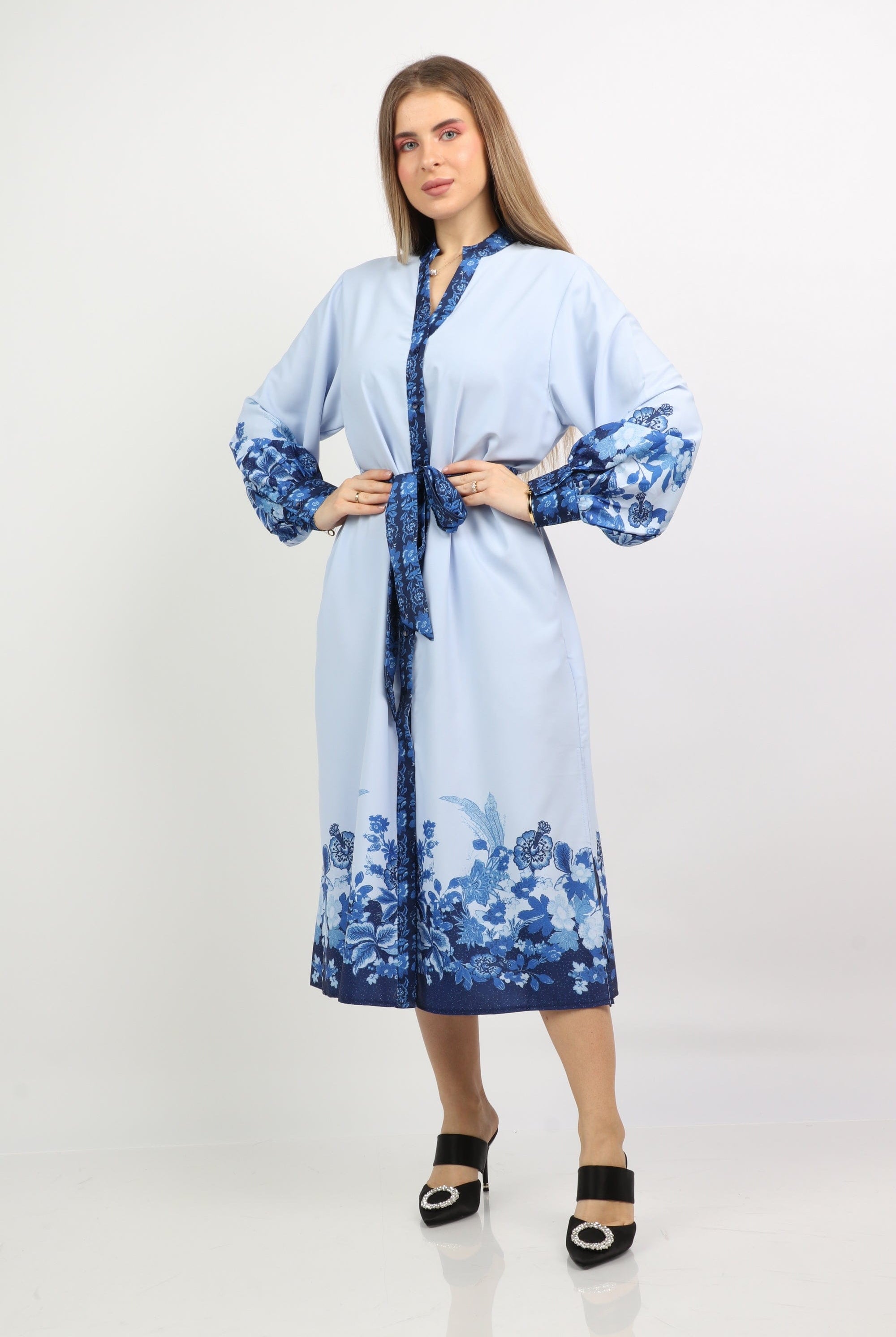 نتشي فستان ميدي بحزام فيونكة بنقشة ورد بأكمام بف طويلة