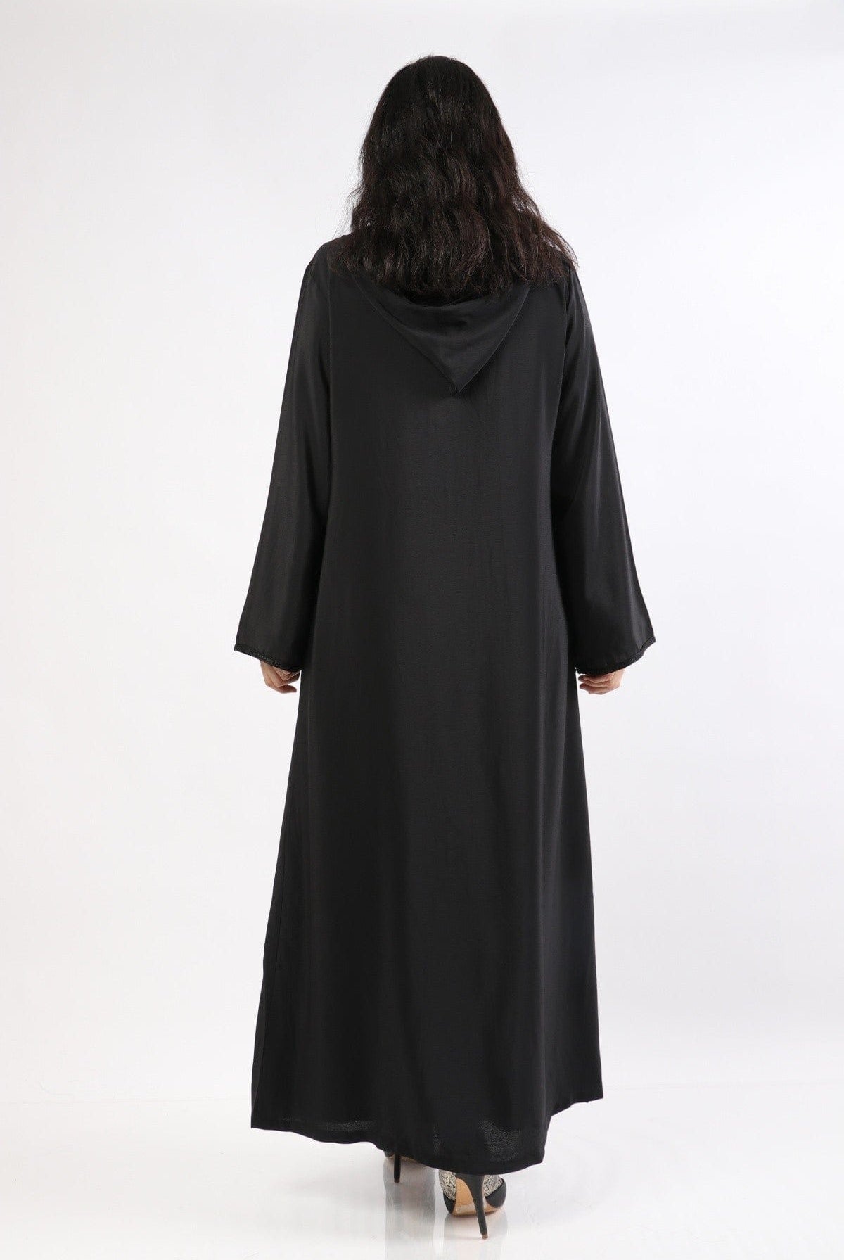 ديامانتين عباية سوداء للمحجبات مطرزة من الأمام أسود