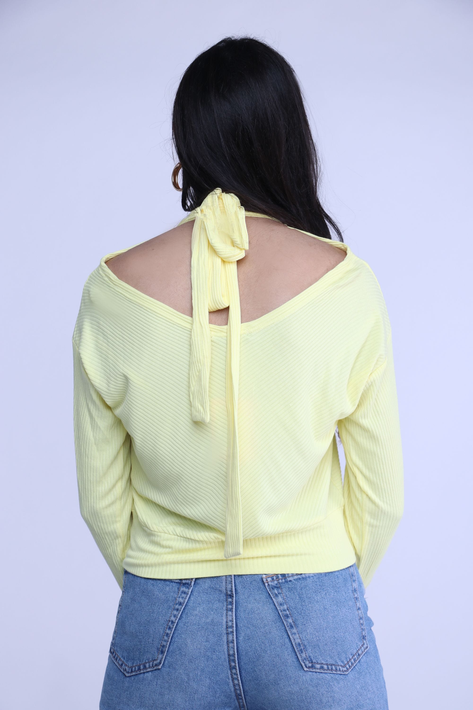 نتشي بلوزة قصيرة نص بطن بأزرار أمامية بكم طويل نسائي