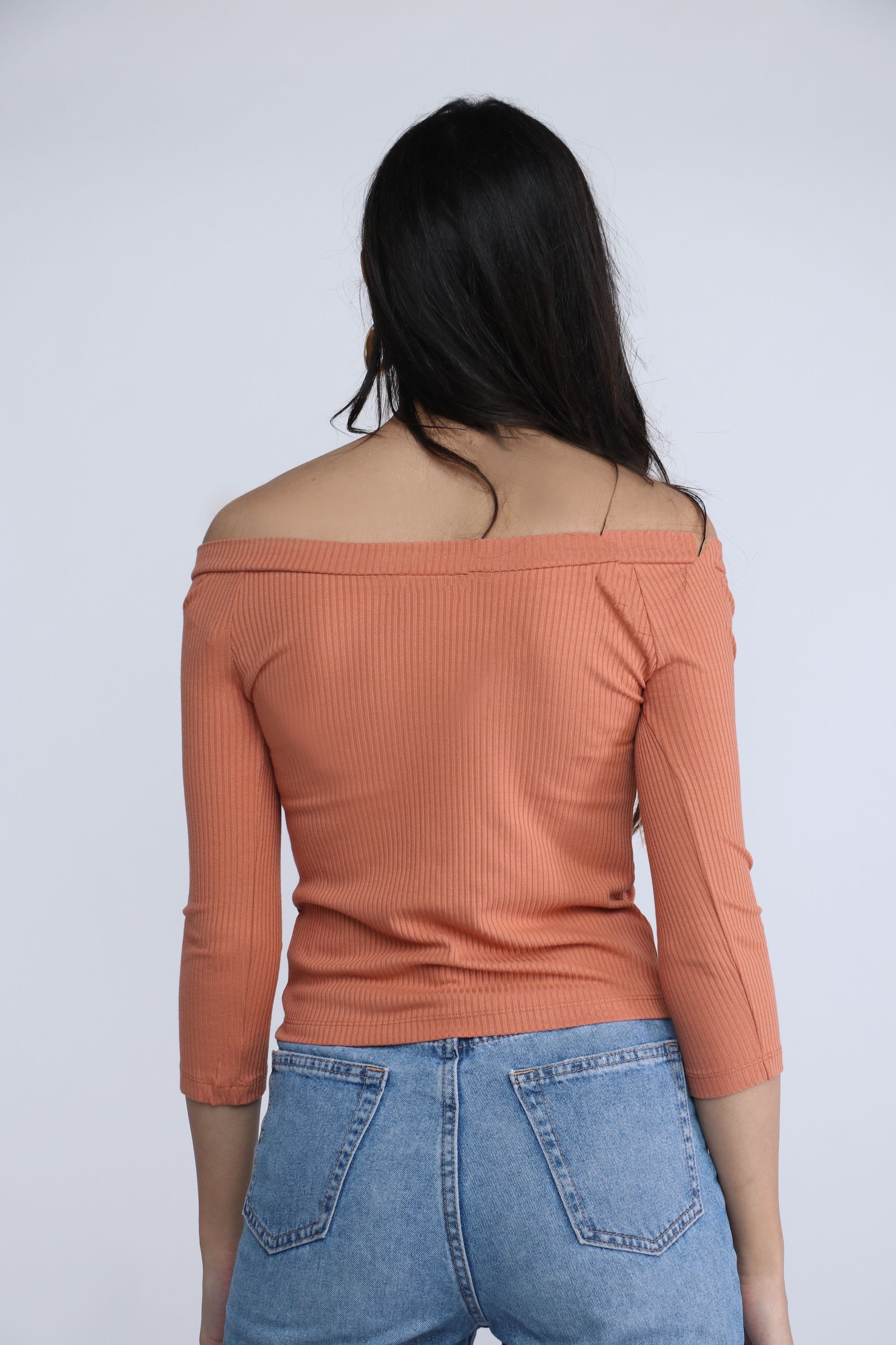 نتشي بلوزة بدون أكتاف بأزرار أمامية 3/4 كم نسائي