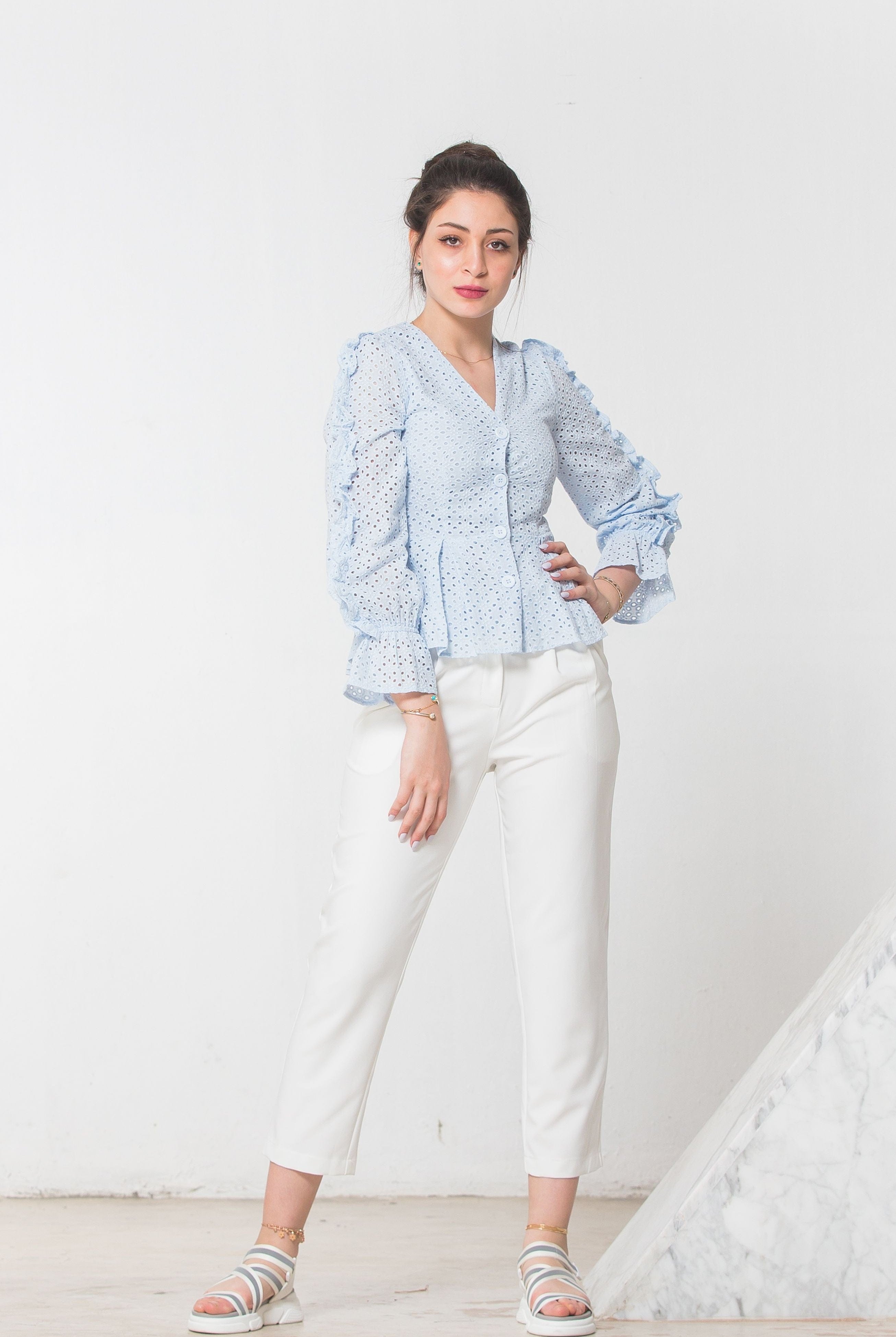 نتشي بلوزة رسمية نسائية مخرمة