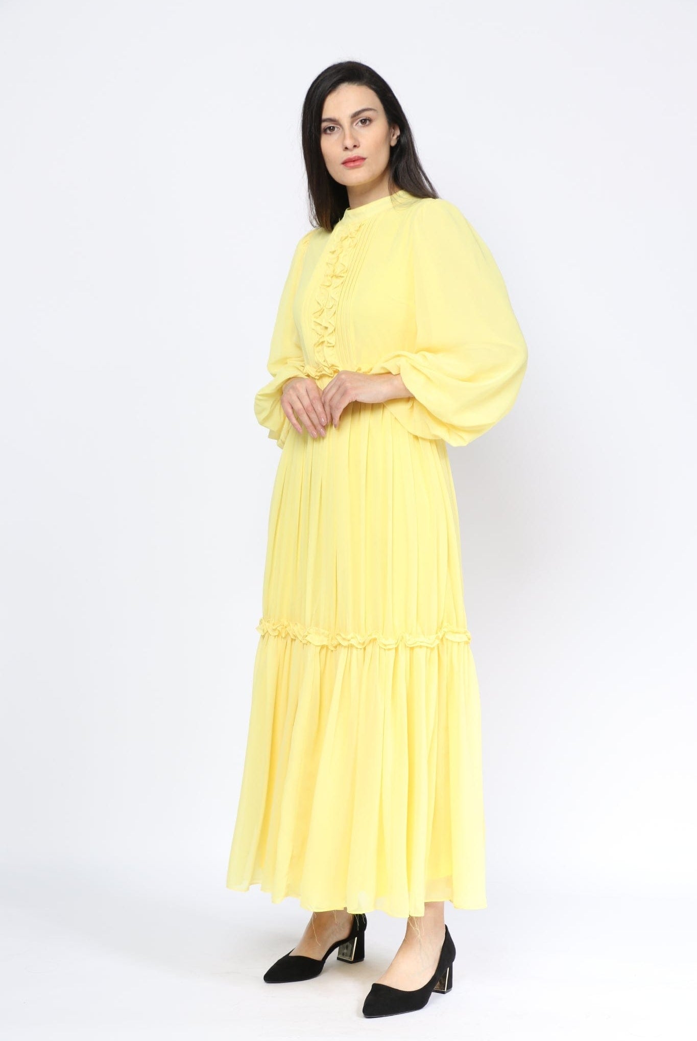 نتشي فستان ماكسي بأكمام طويلة بف مزيين بكرانيش