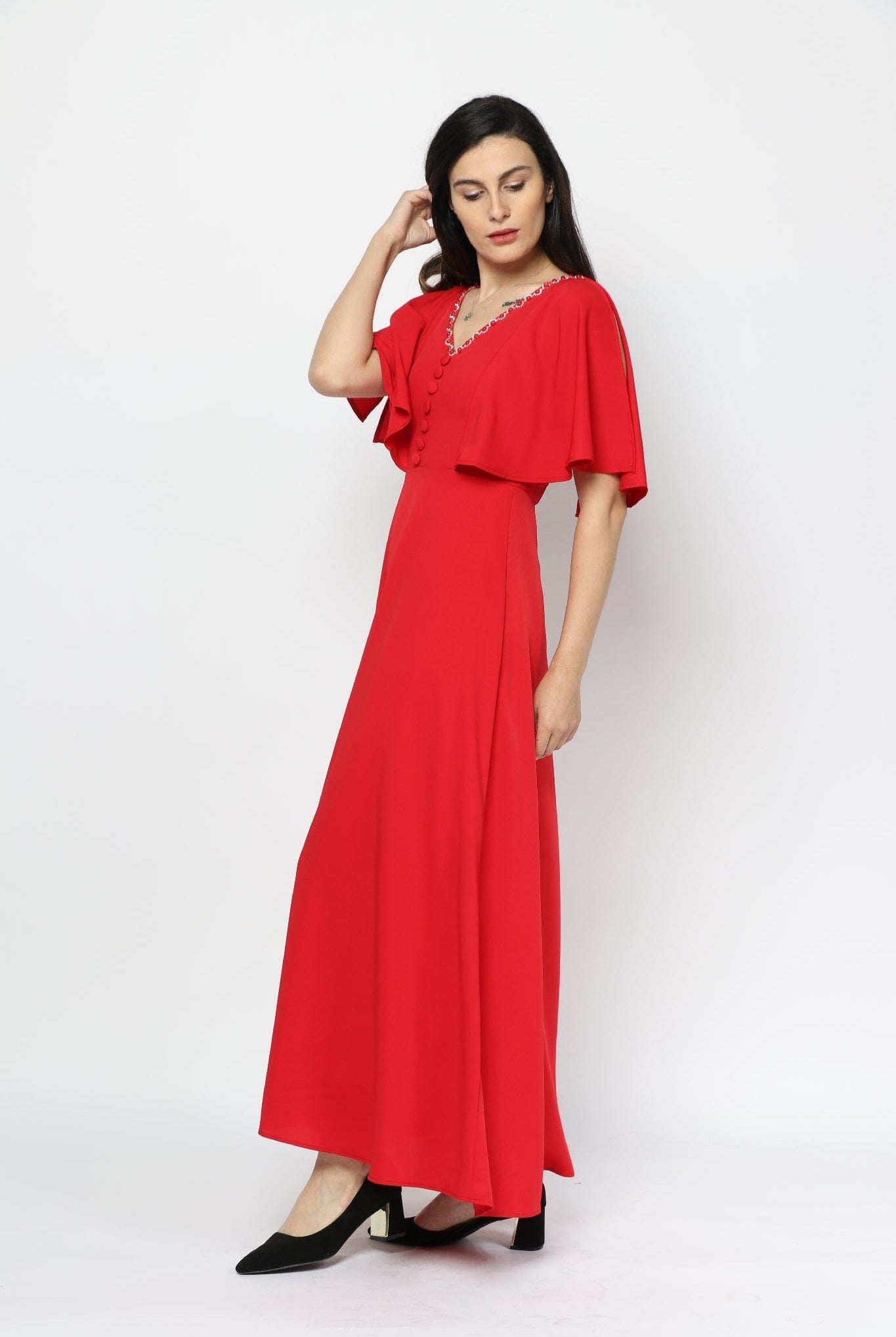 نتشي فستان رسمي طويل بكم منفوخ