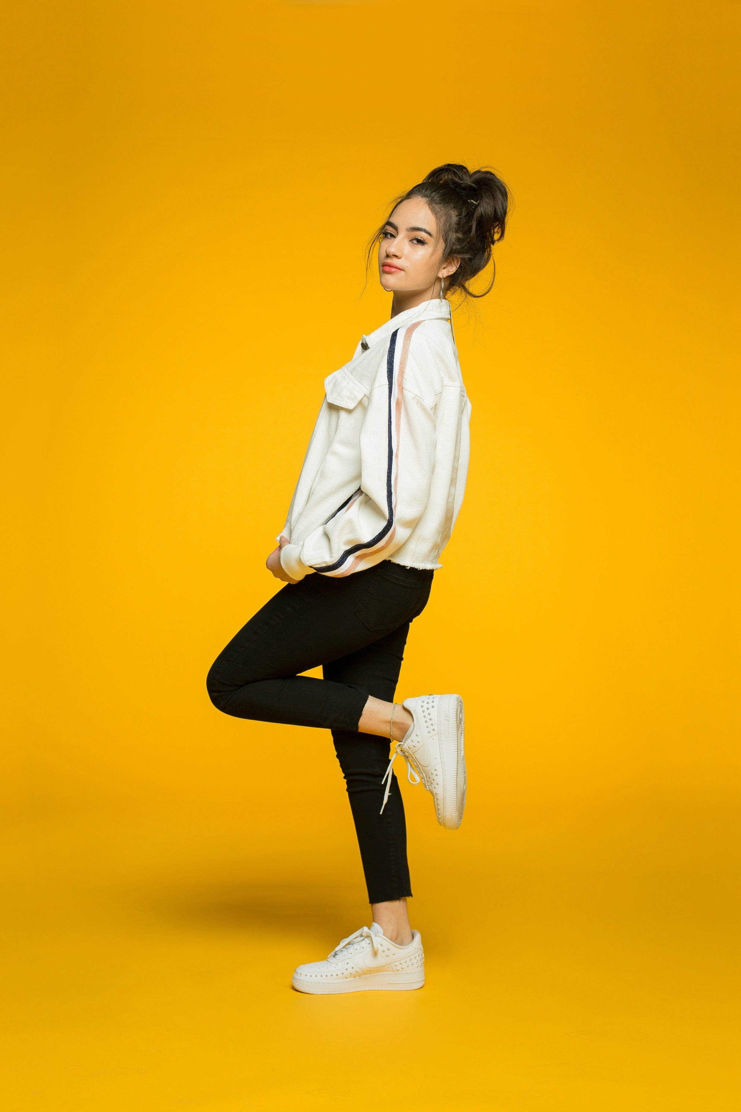 كيتشن جاكيت بكم طويل بخطوط لامعة نسائي