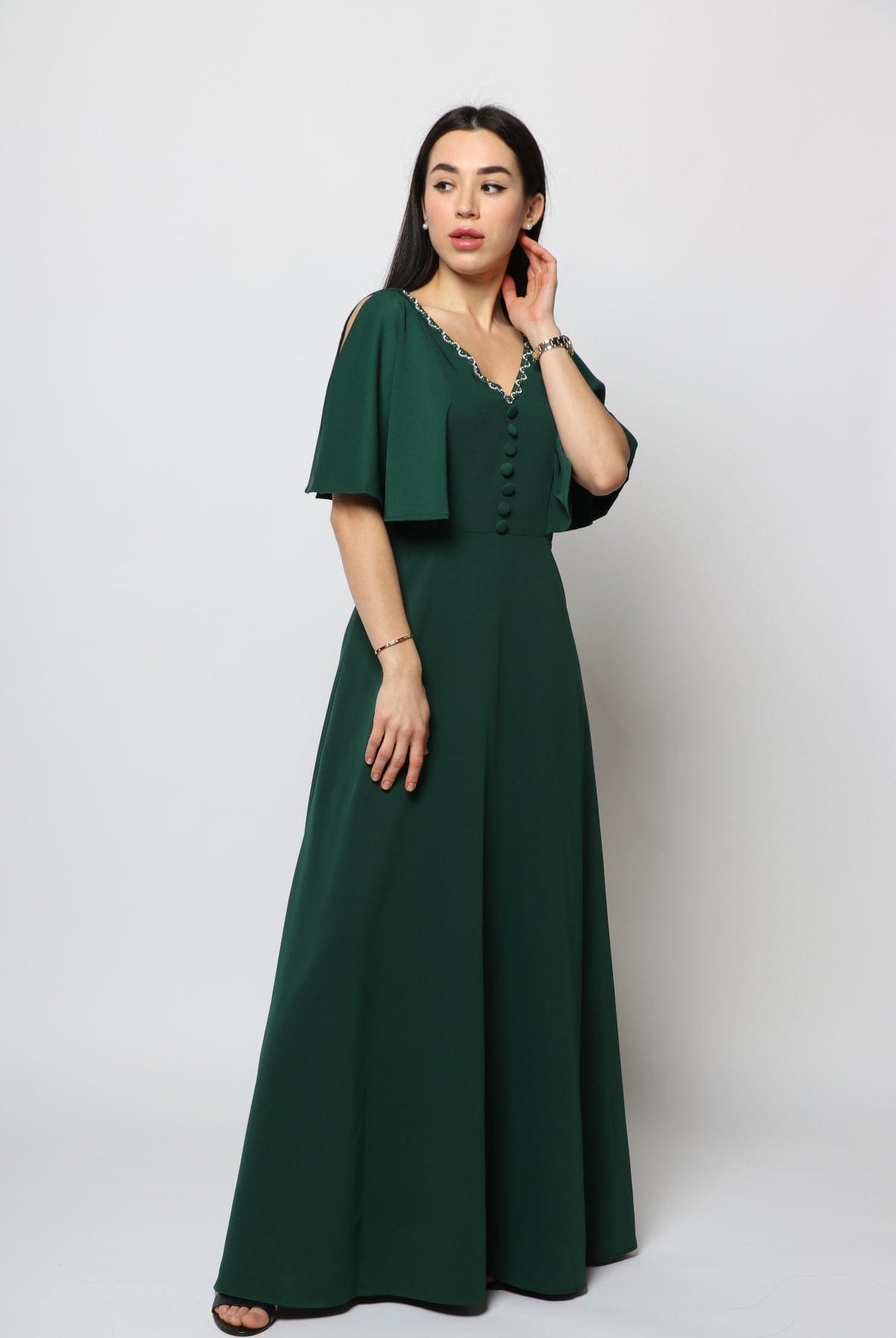 نتشي فستان رسمي طويل بكم منفوخ