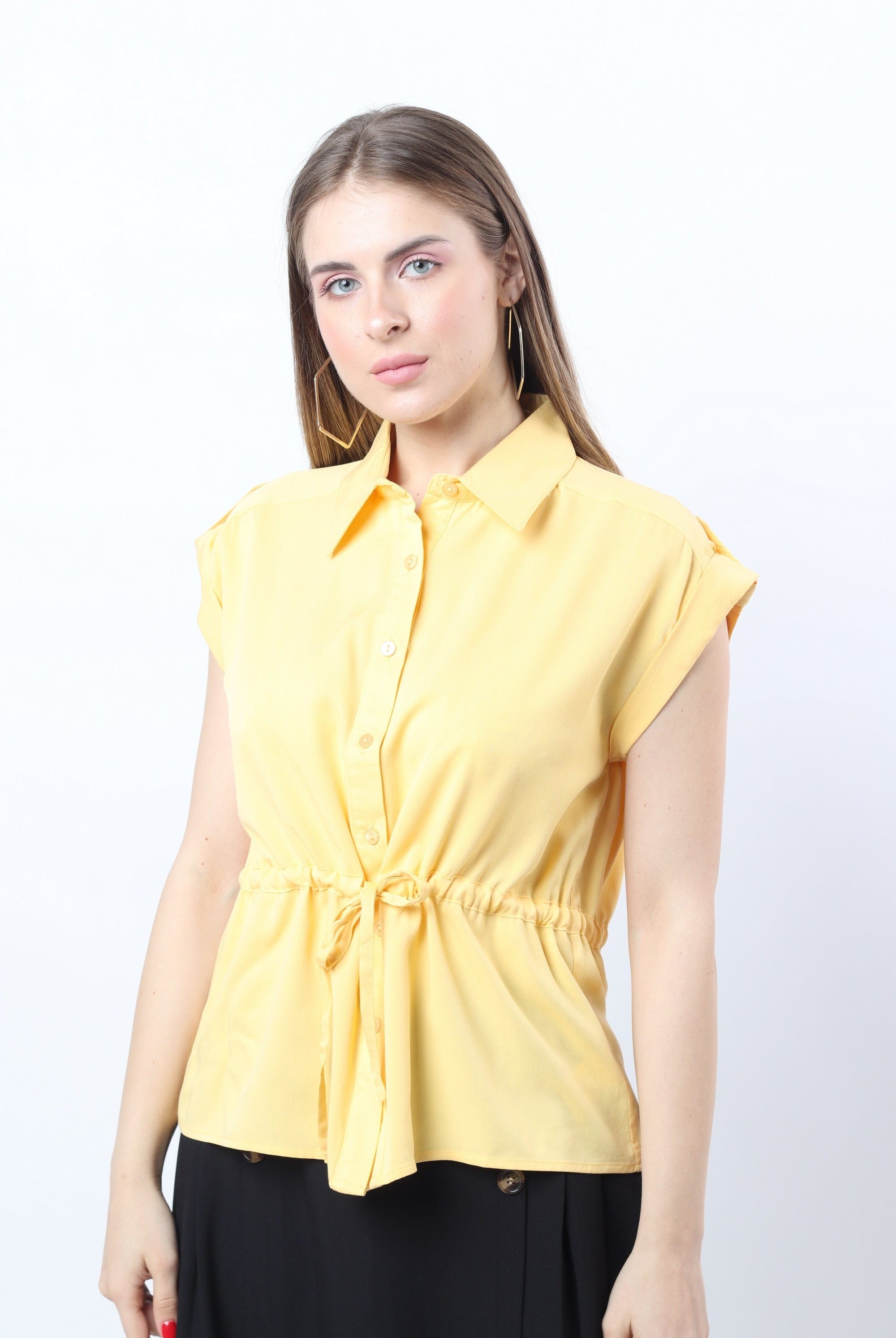 نتشي قميص برباط على الخصر وياقة كم قصير نسائي