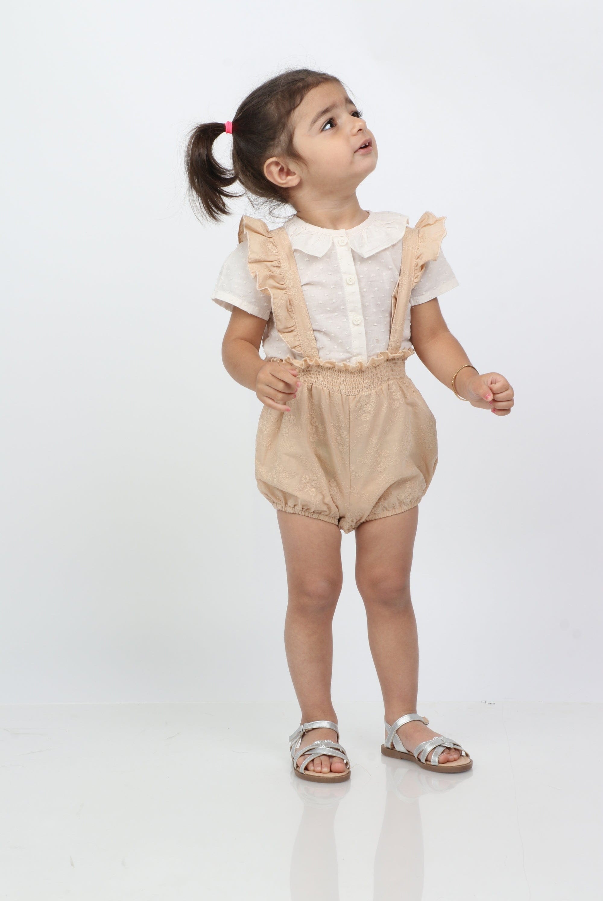 جينجرسنابس طقم بناتي للرضع بحمالات ملحق بقميص بني