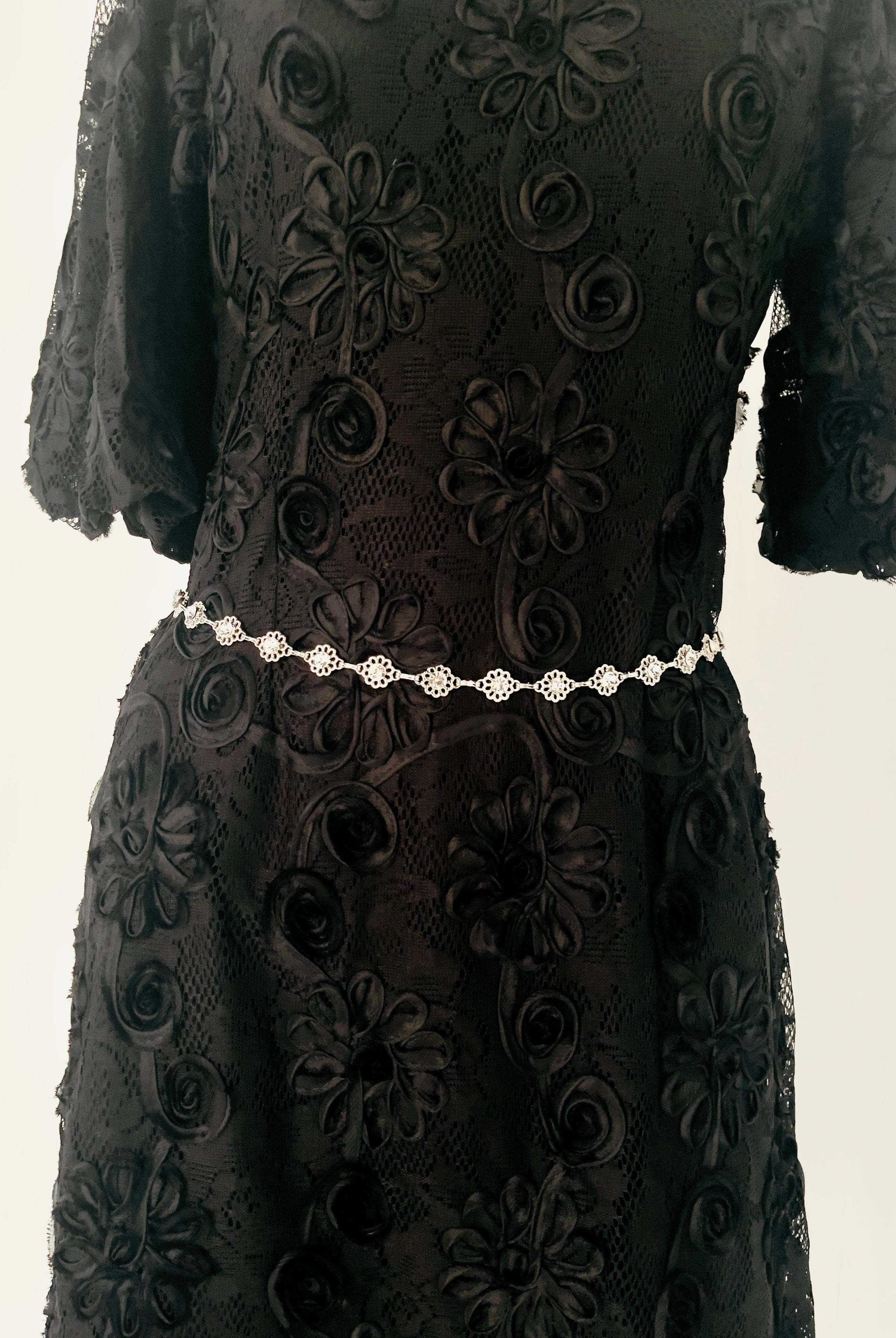 ميكا حزام على شكل وردة نسائي فضي