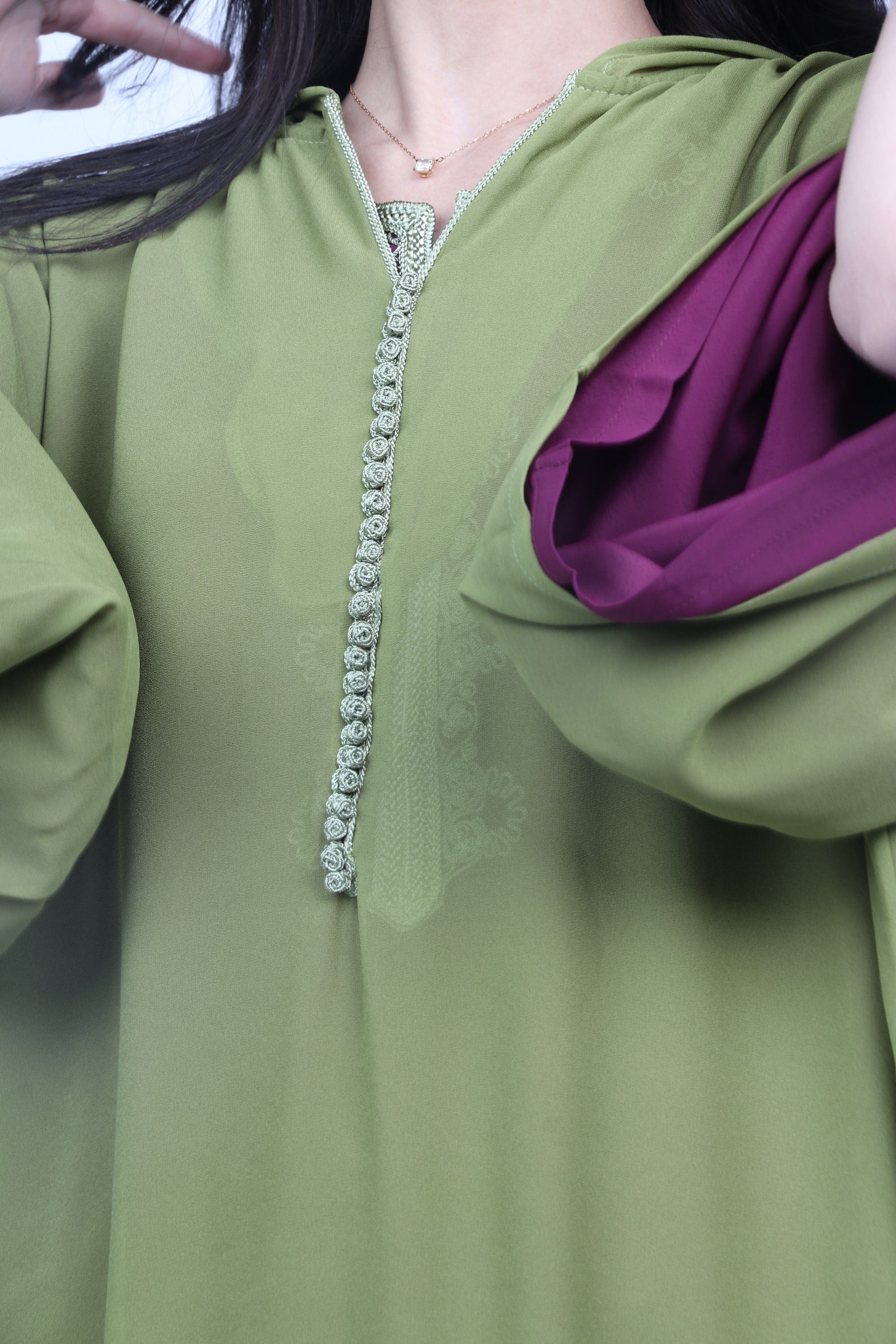 ديامانتين عباية واسعة سادة طويلة ملونة أكمام طويلة مع خط زيتوني