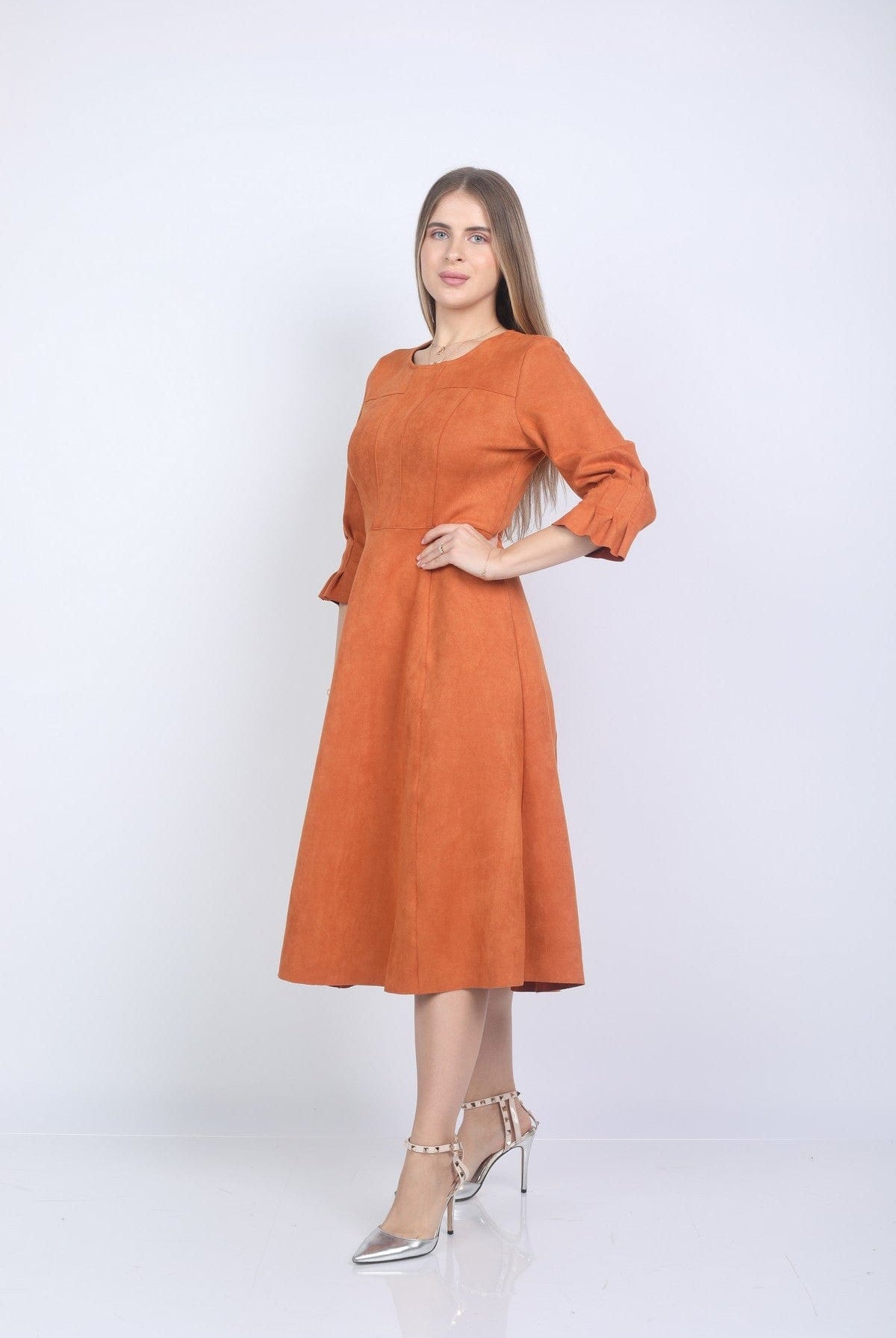 نتشي فستان مخصر ميدي كلوش 3/4 كم مكشكش