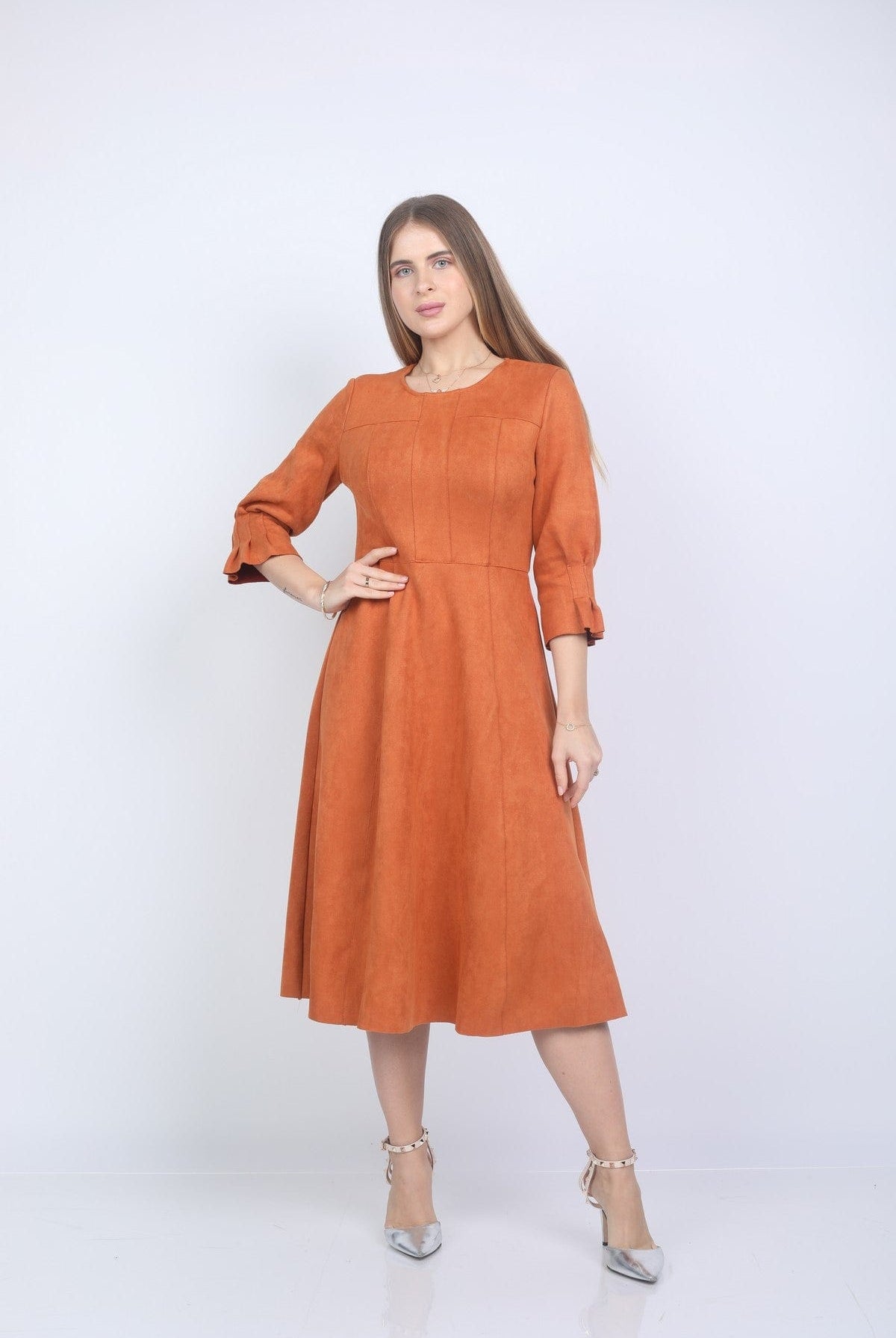 نتشي فستان مخصر ميدي كلوش 3/4 كم مكشكش