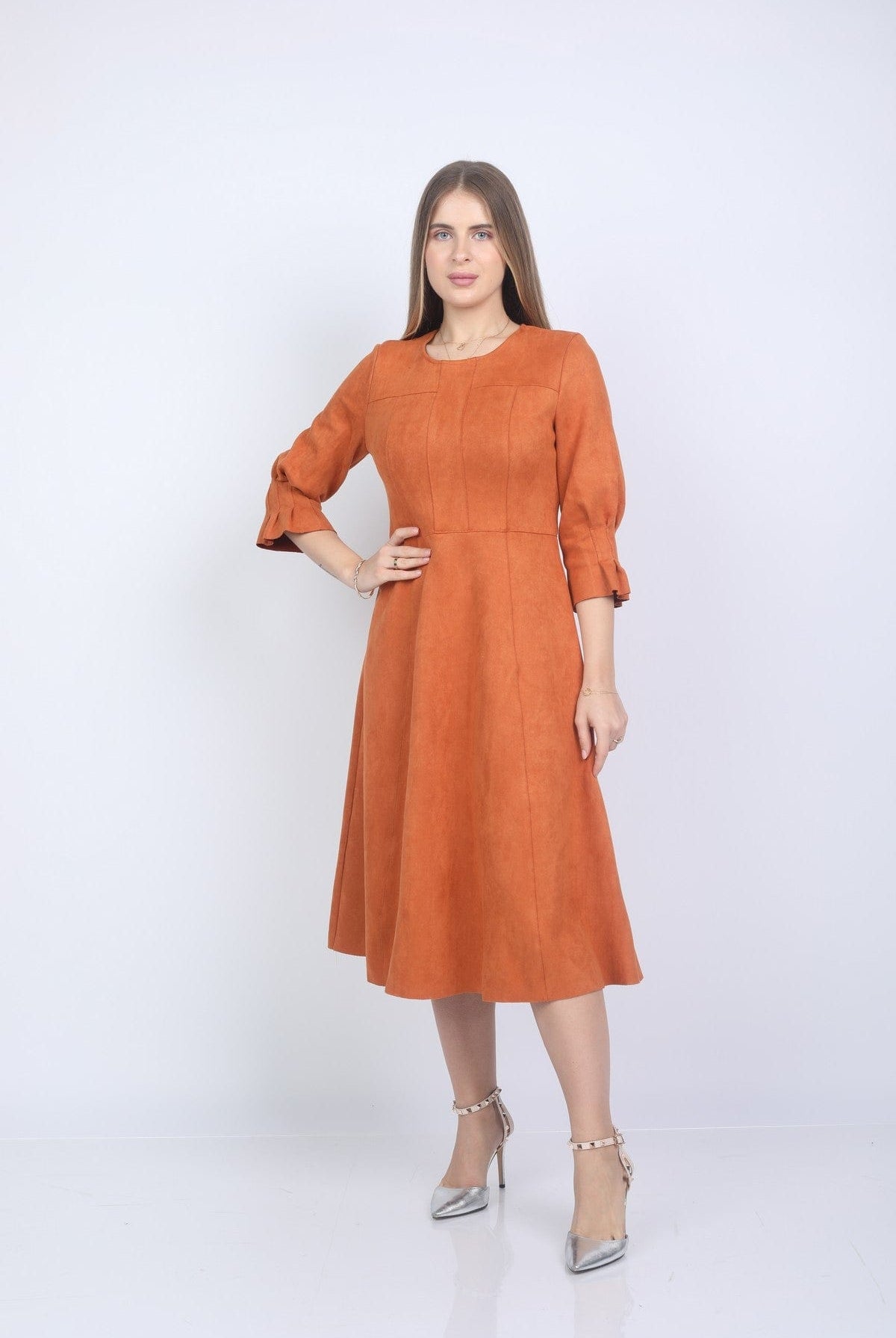 نتشي فستان مخصر ميدي كلوش 3/4 كم مكشكش