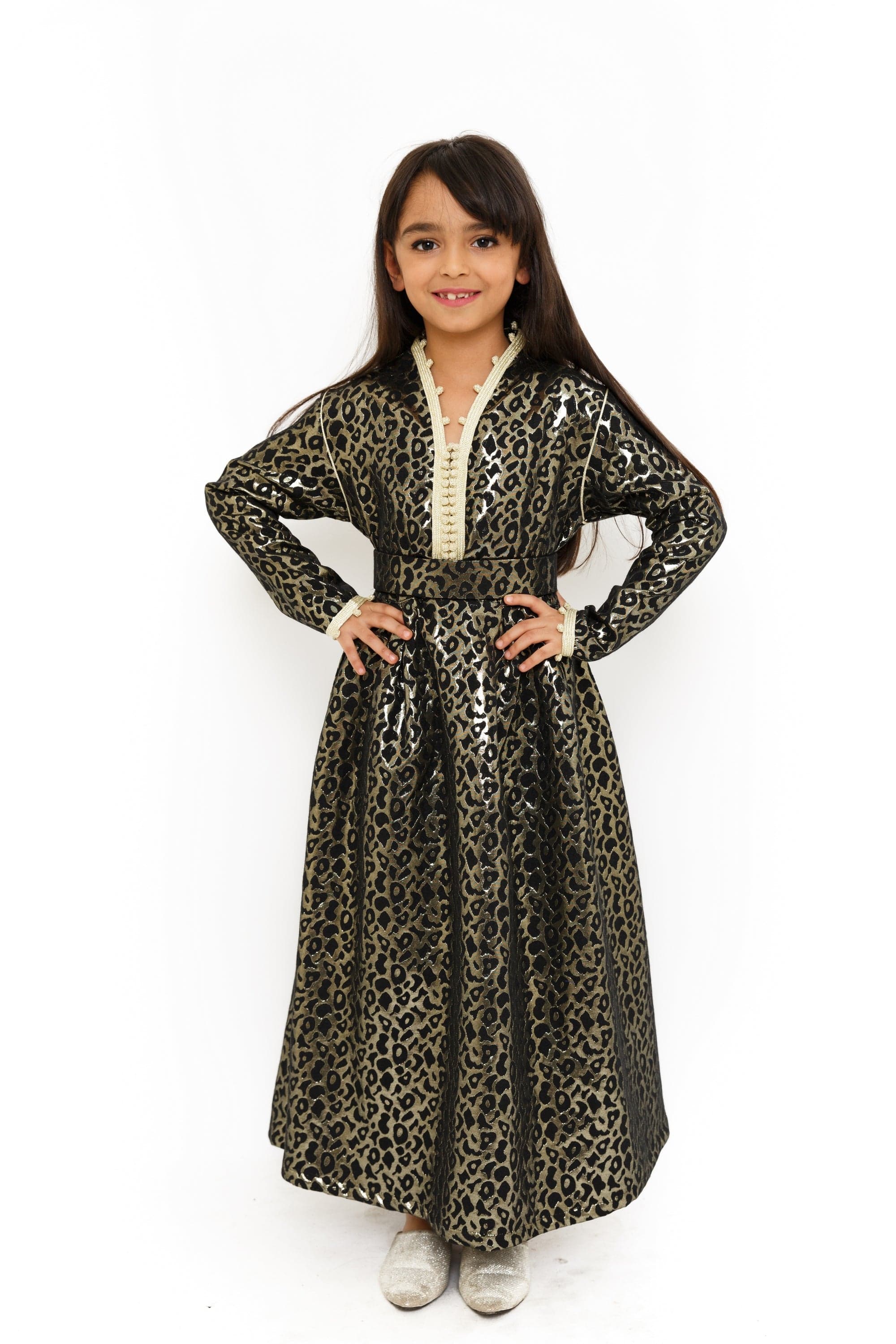 ديامانتين قفطان بناتي مزين بدون أكمام بتطريز على الصدر بحزام خصر عريض أسود