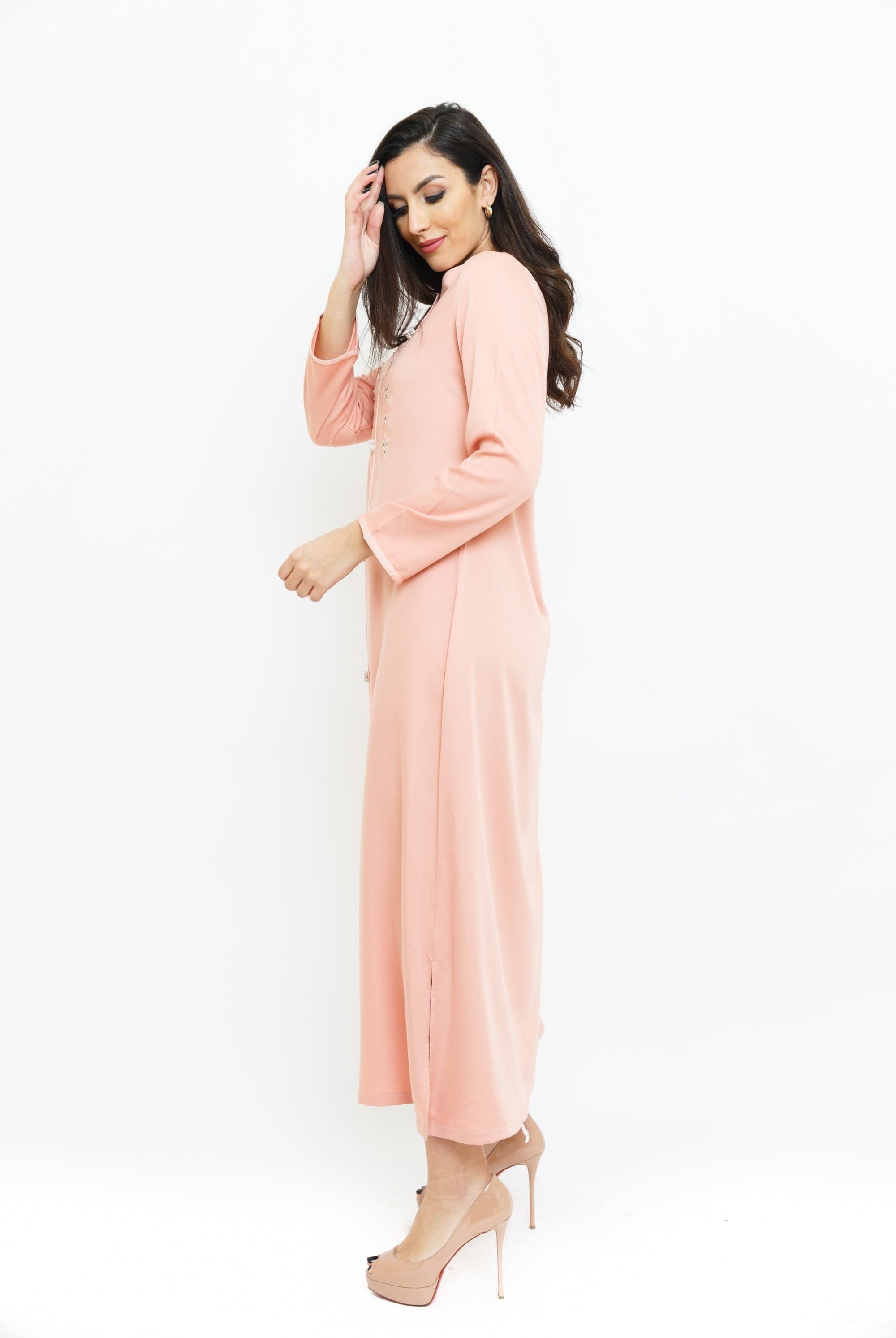 ديامانتين جلابية مغربية للنساء من البوليستر مفتوحة من الجوانب ومزينة على الصدر بيج