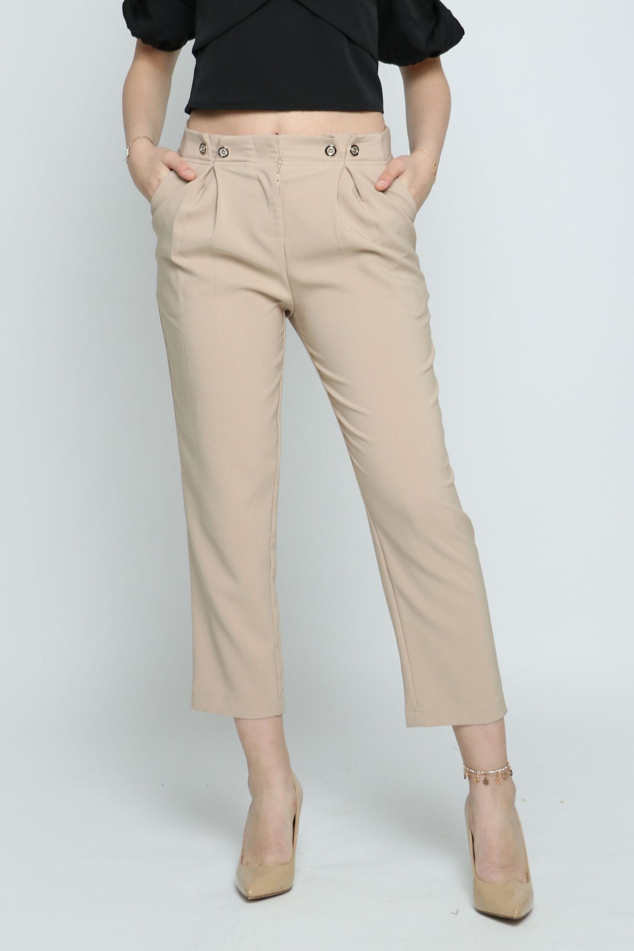 نتشي بنطلون قصير بأزرار من الخصر نسائي