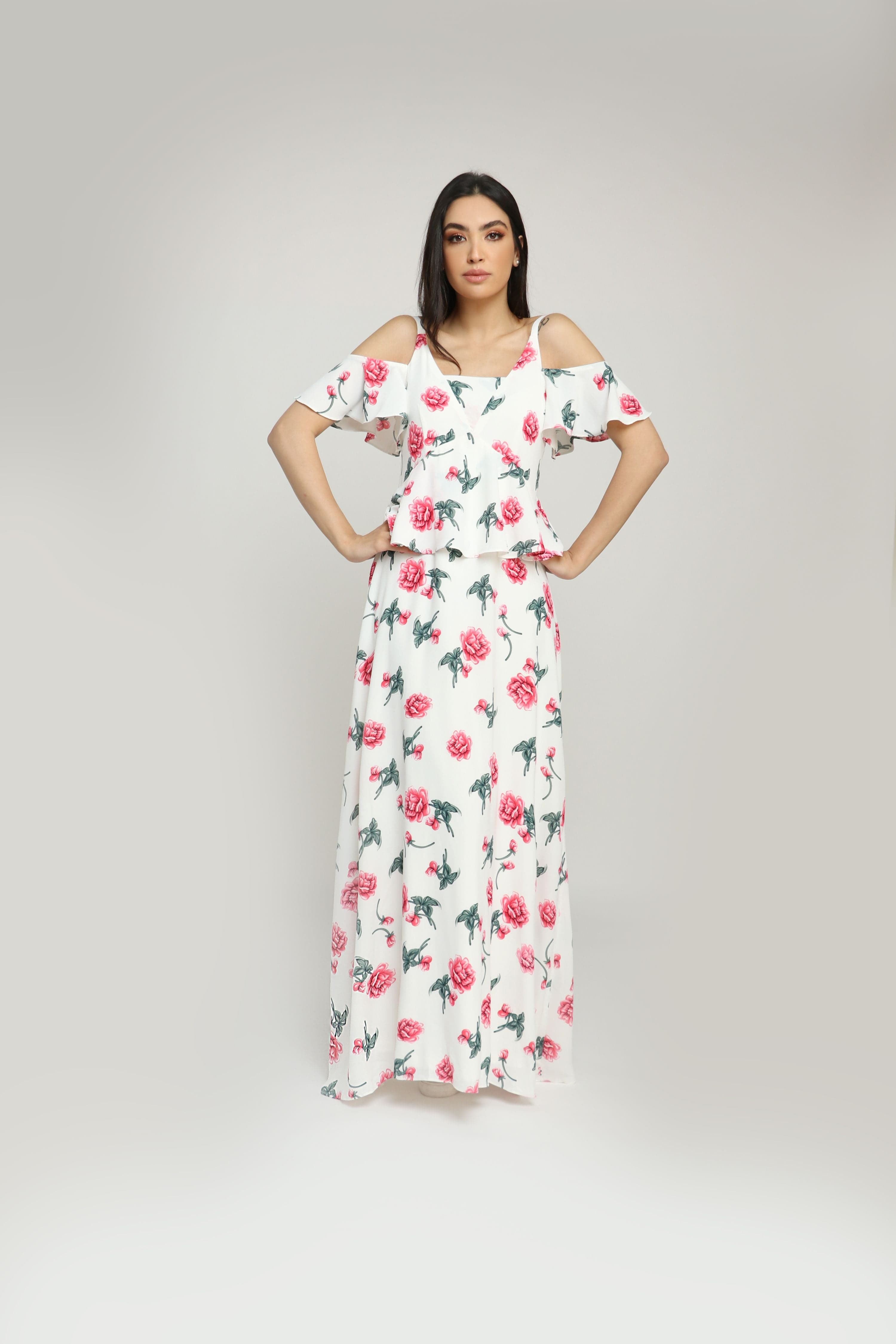 ูุชุดู ูุณุชุงู ุทููู ุจุทุจุนุฉ ูุฑูุฏ ูุชู ู
ูุดูู ูู
ูุตูุฑ