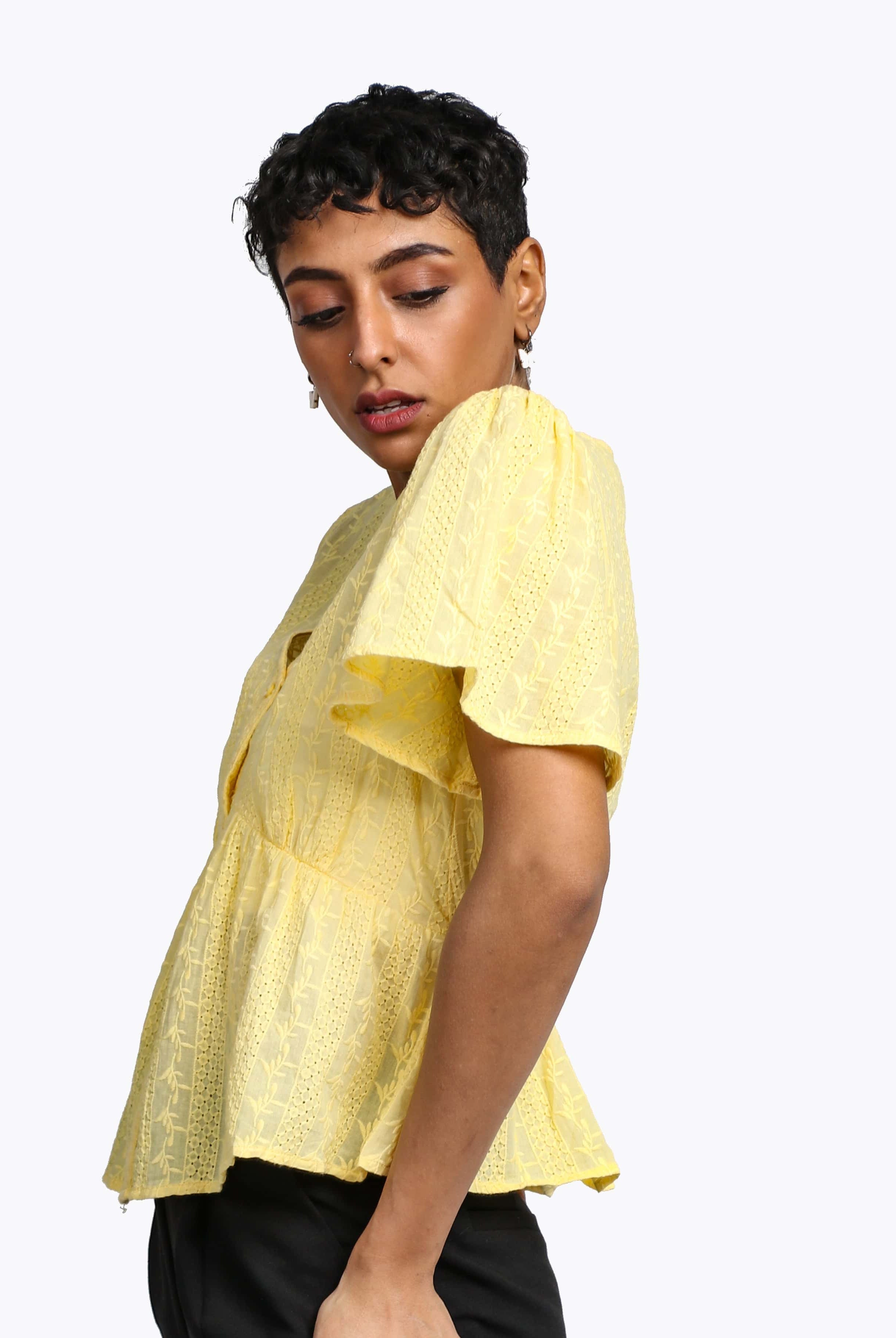 نتشي بلوزة دانتيل مخصر سبعة كم قصير واسع نسائي