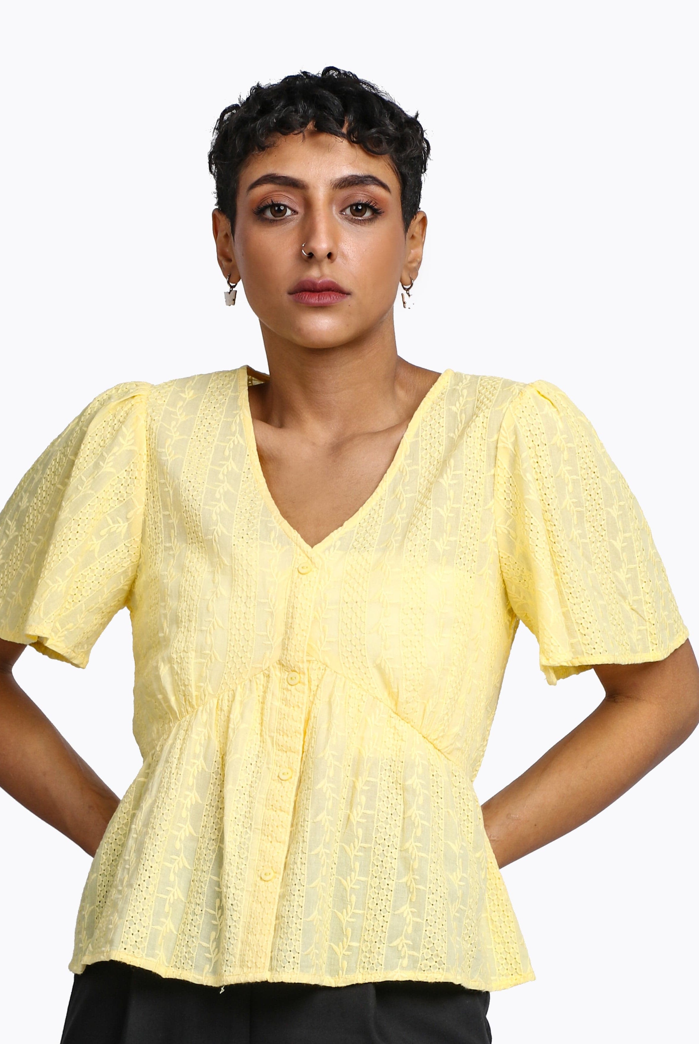 نتشي بلوزة دانتيل مخصر سبعة كم قصير واسع نسائي