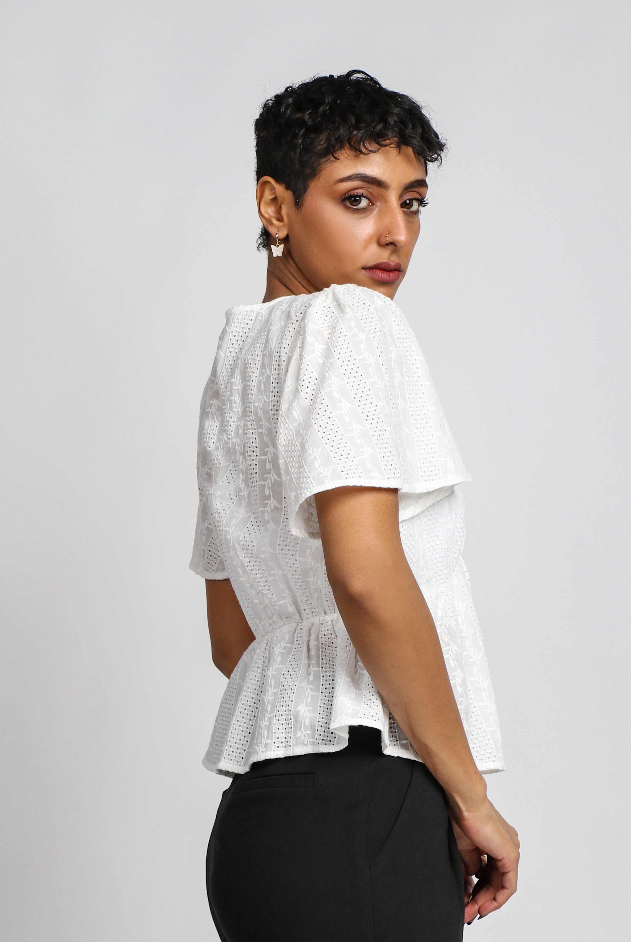 نتشي بلوزة دانتيل مخصر سبعة كم قصير واسع نسائي