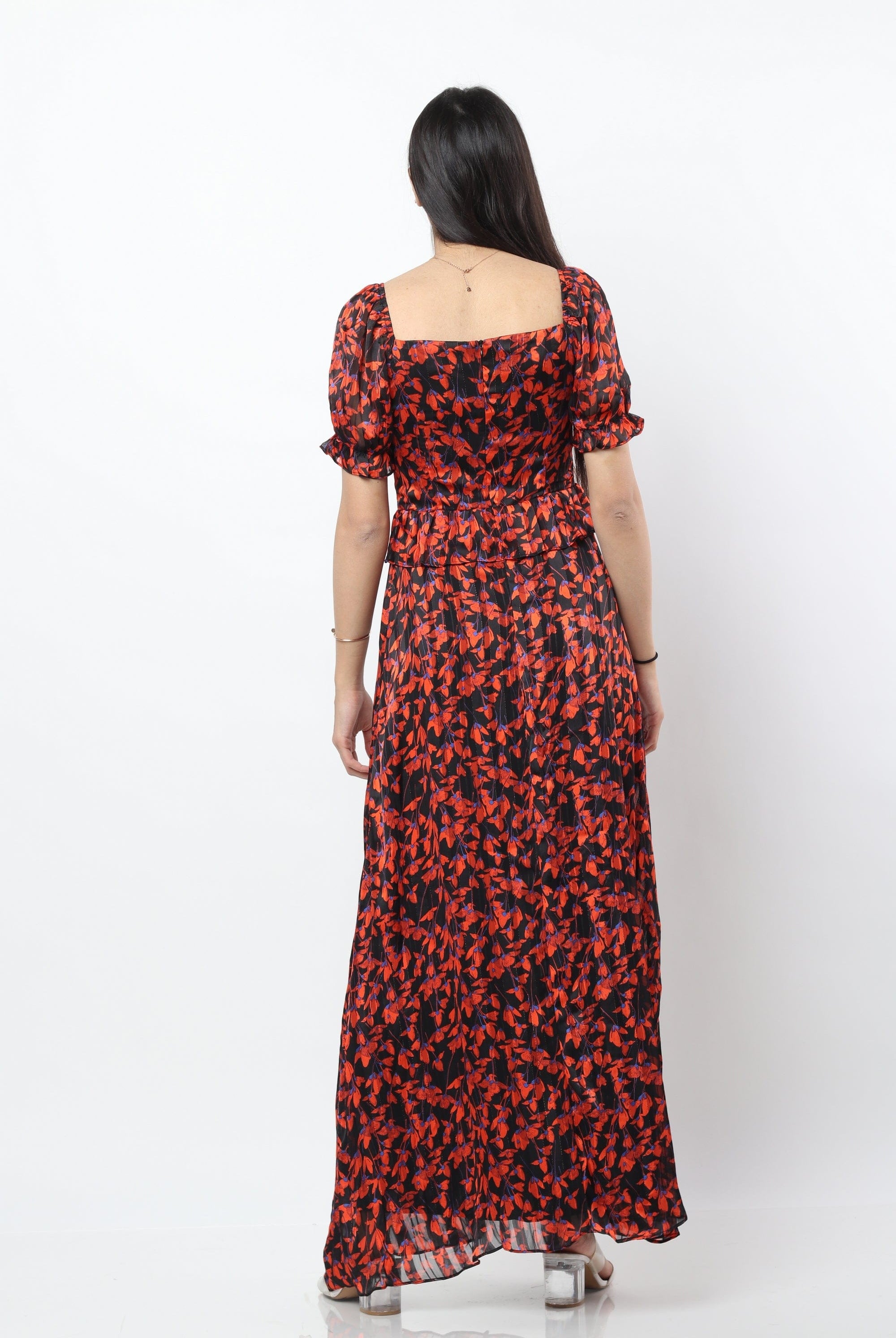 نتشي فستان طويل مشجر بيليسيه بأزرار كم قصير