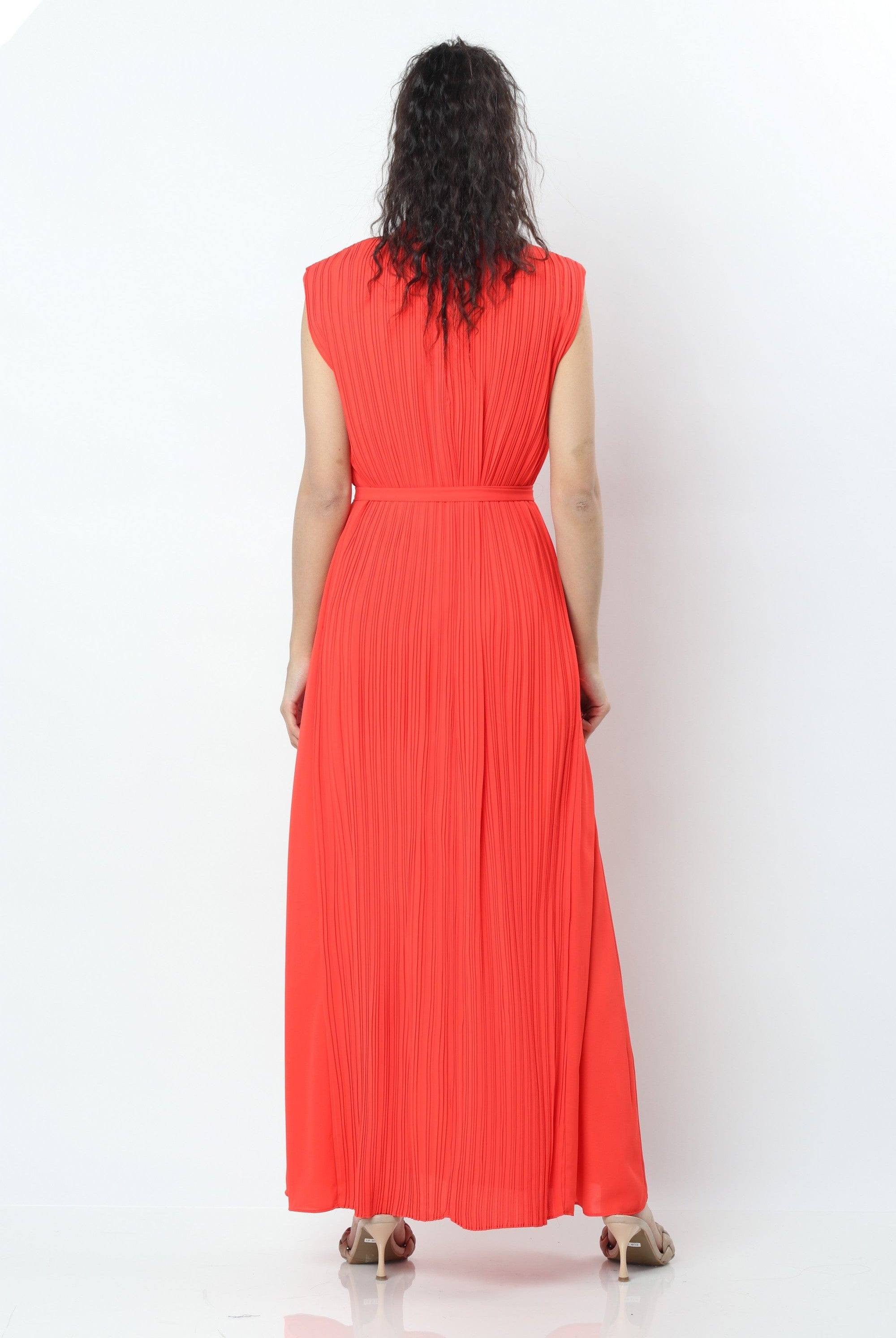 نتشي فستان سادة مضلع مخصر بربطة خصر ماكسي بدون أكمام