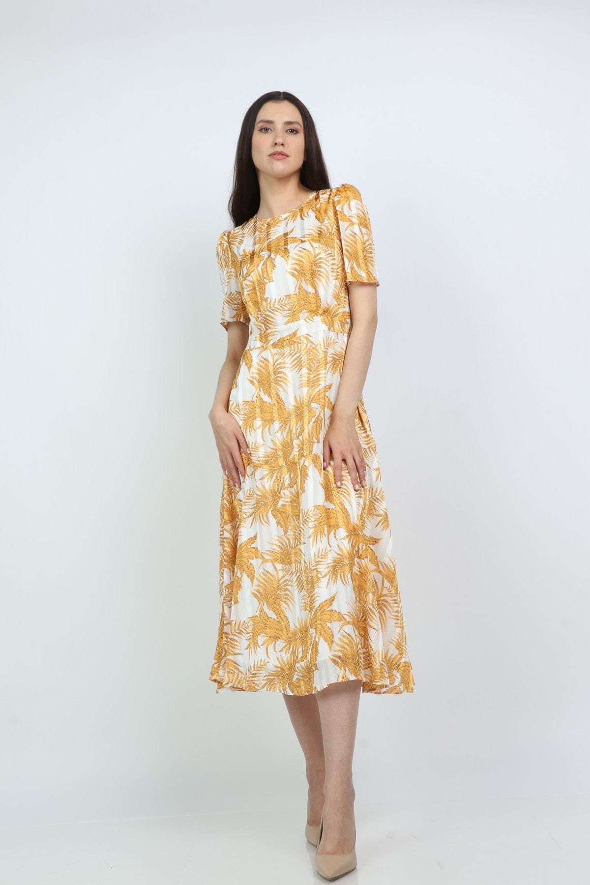 نتشي فستان ميدي مشجر صيفي بكم قصير