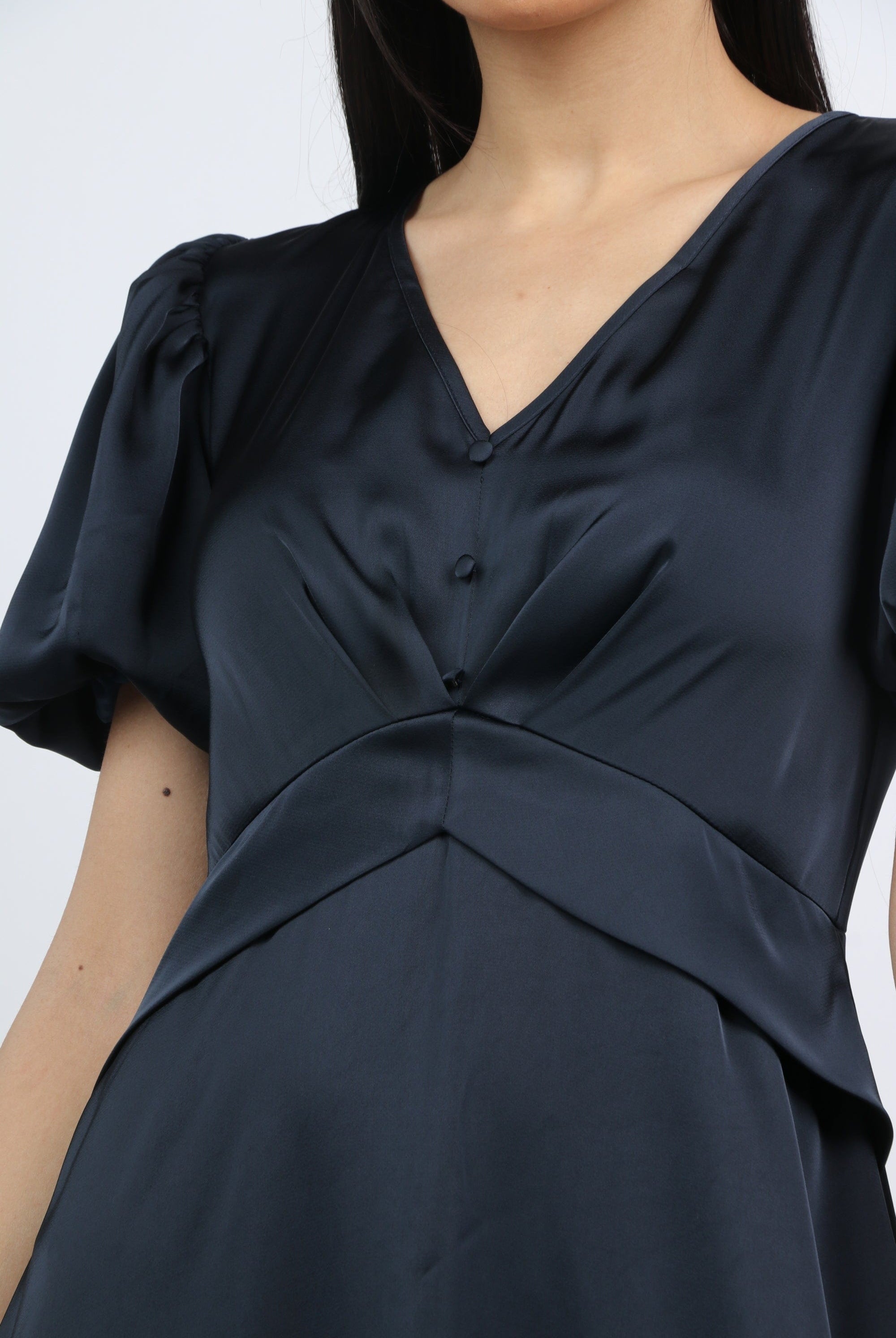 نتشي فستان طويل سادة ناعم مخصر كم قصير منفوخ