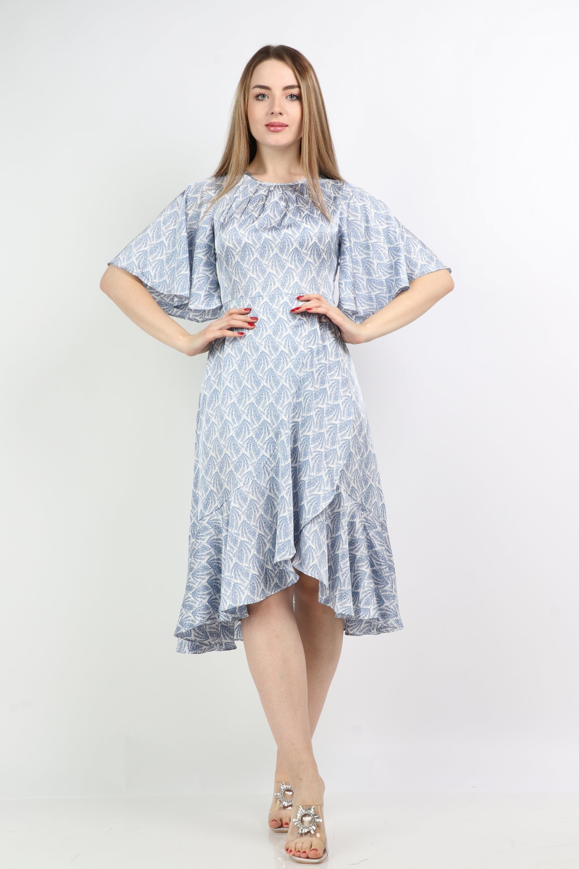 ูุชุดู ูุณุชุงู ู
ูุฏู ูู ู
ูููุด ูู
ูุฑุงุดุฉ ูุตูุฑ