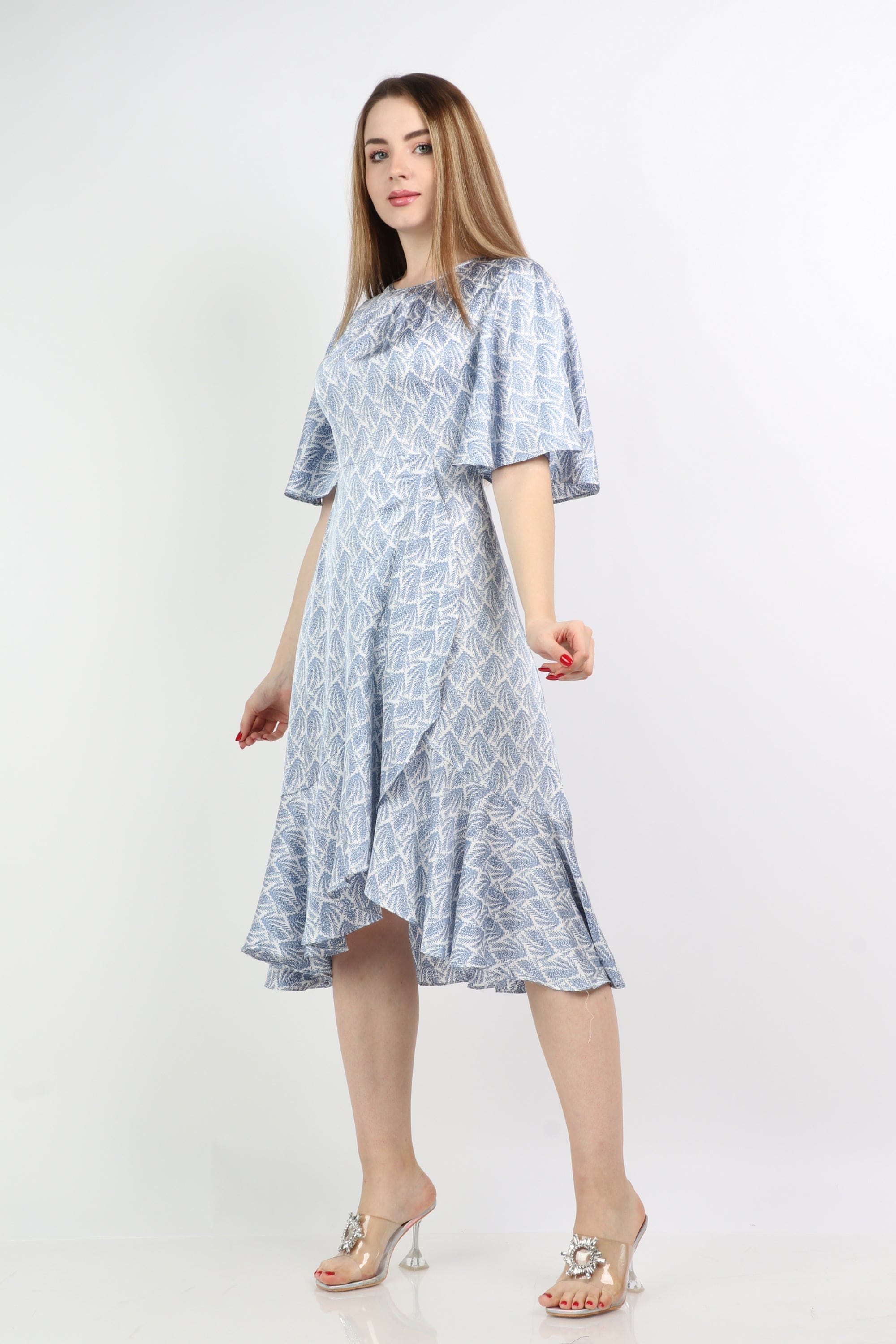 ูุชุดู ูุณุชุงู ู
ูุฏู ูู ู
ูููุด ูู
ูุฑุงุดุฉ ูุตูุฑ