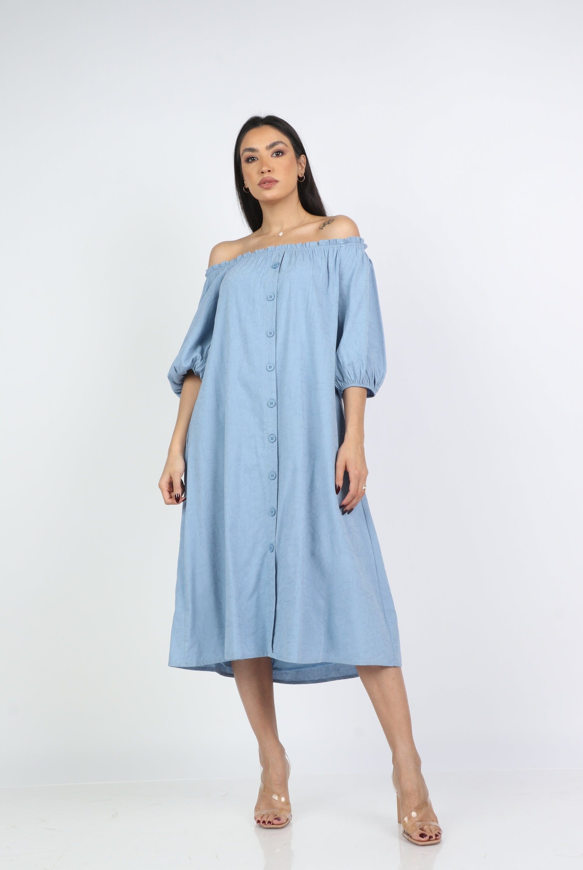 نتشي فستان ميدي اوف شولدر مزين بأزرار أمامية كم قصير