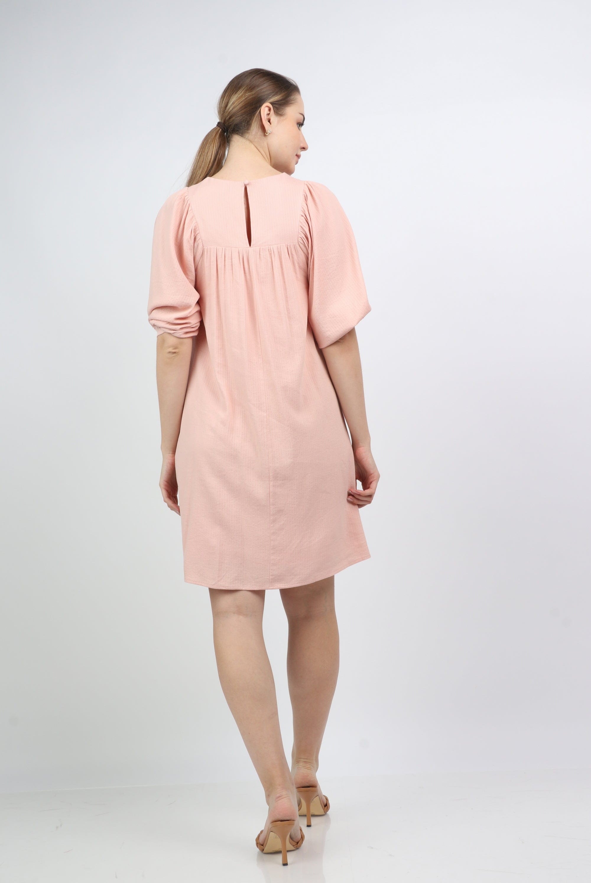 نتشي فستان قصير 3/4 كم سادة من أسفل نسائي