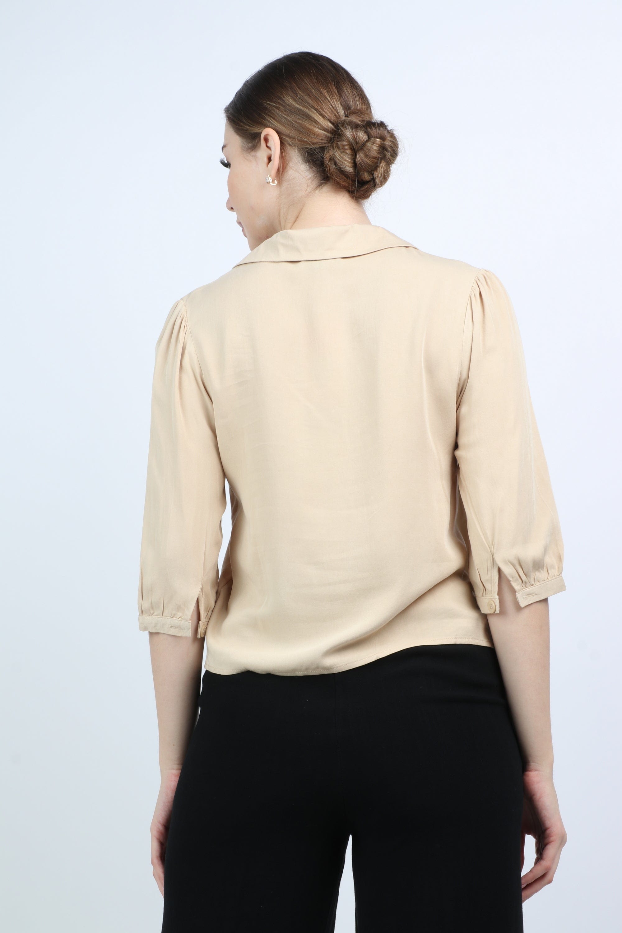 نتشي بلوزة بأزرار أمامية 3/4 كم نسائي