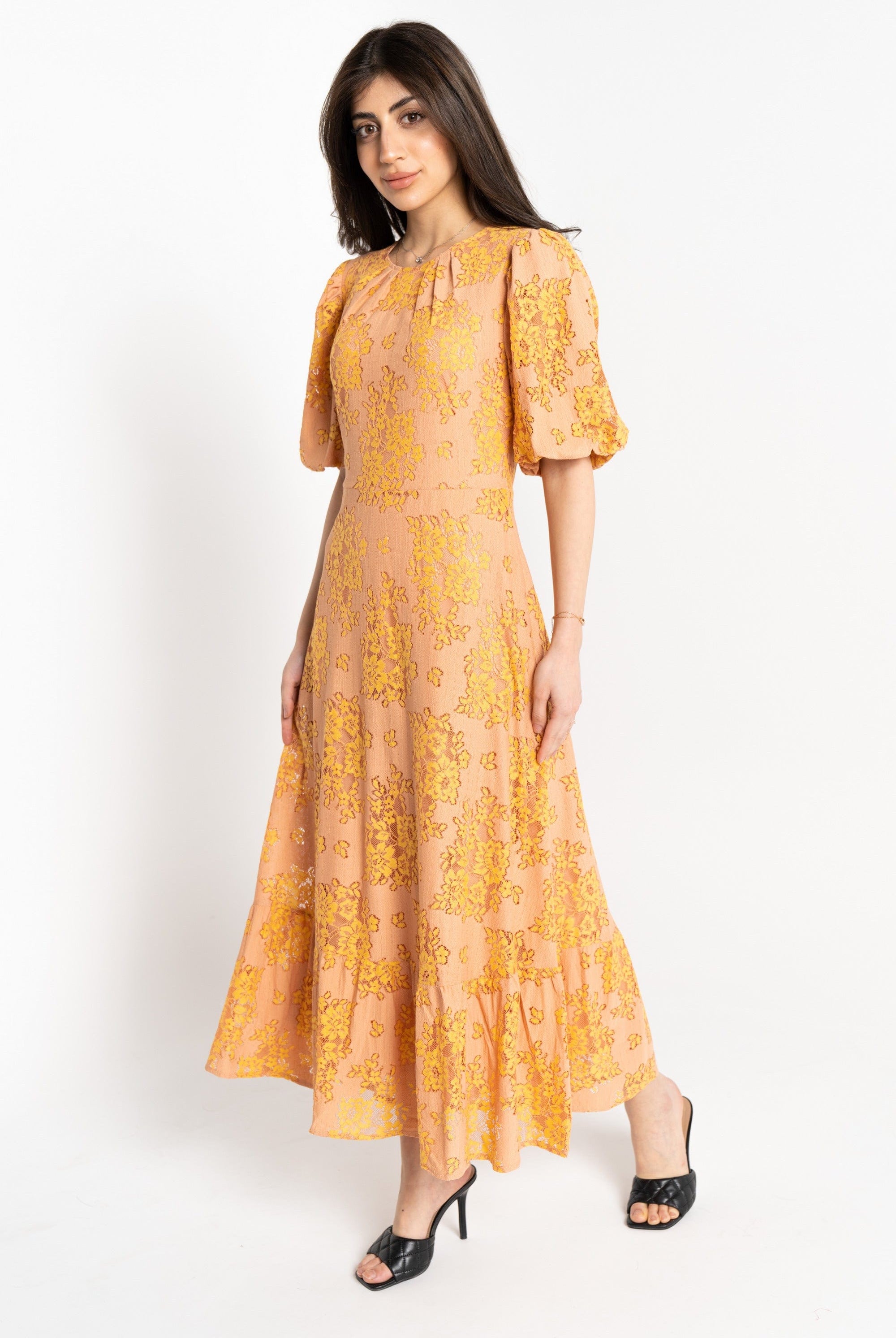 نتشي فستان سهرة ميدي مخصر كلوش من أسفل كم قصير نسائي